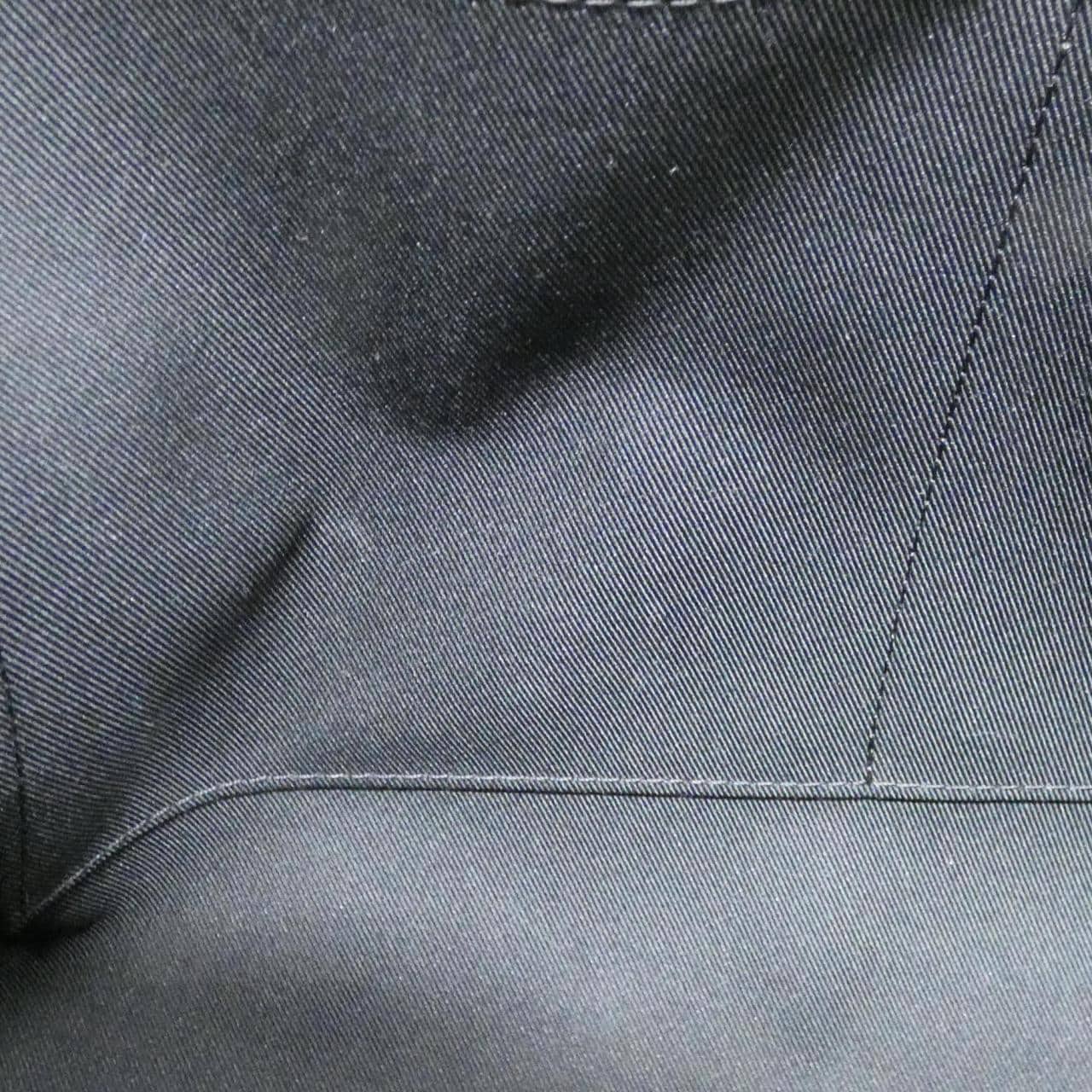 ルイヴィトン エピ オリバー ブリーフケース M51689 バッグ