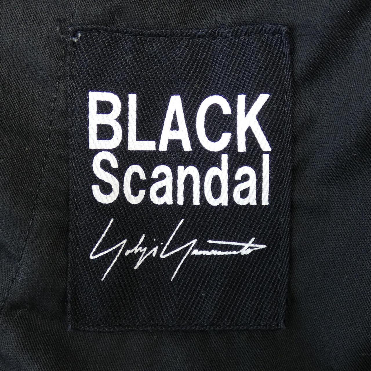 ブラックスキャンダルヨウジヤマモト BLACK Scandal Yohji Yamamoto HN-P25-013 ショートパンツ