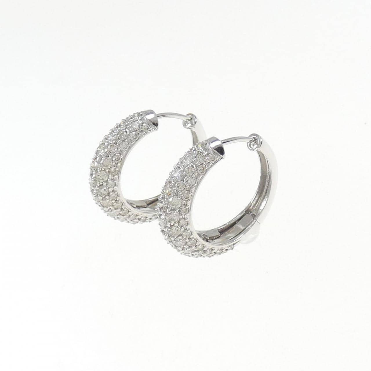 K18WG pave Diamond earrings 2.12CT