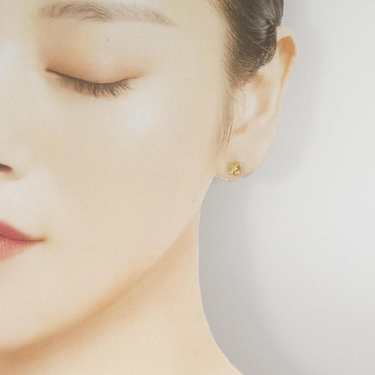 K18YG ルチルクオーツ ピアス 1.46CT