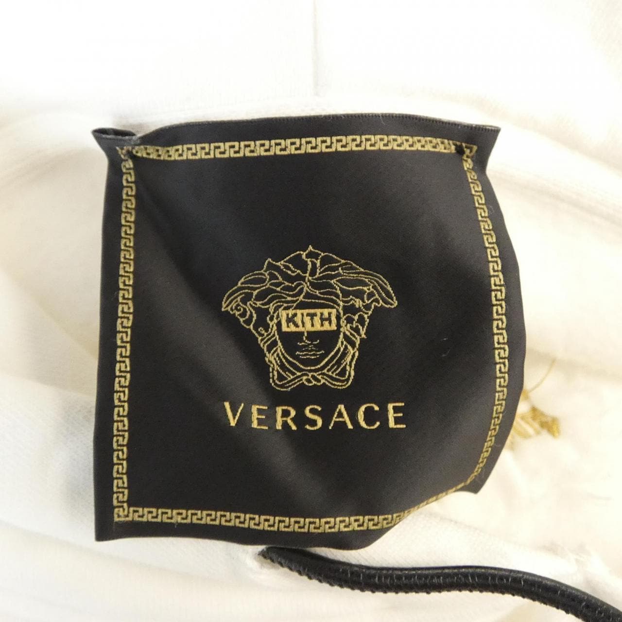 ヴェルサーチェ VERSACE A82640 パーカー