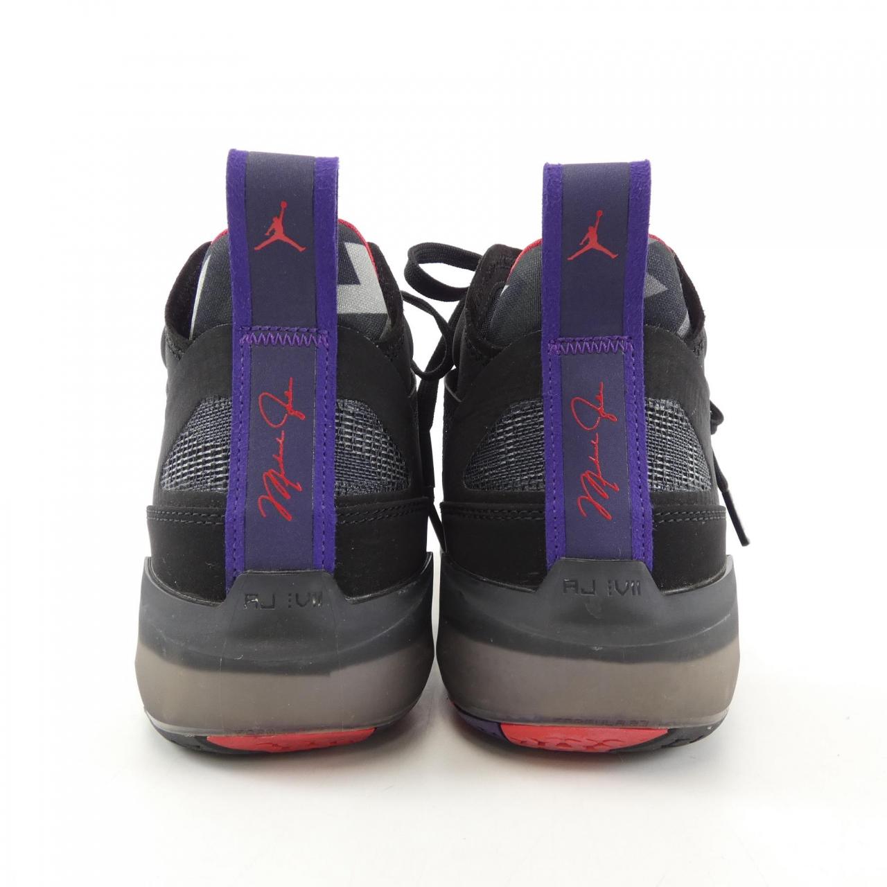 ナイキ ジョーダン NIKE JORDAN スニーカー
