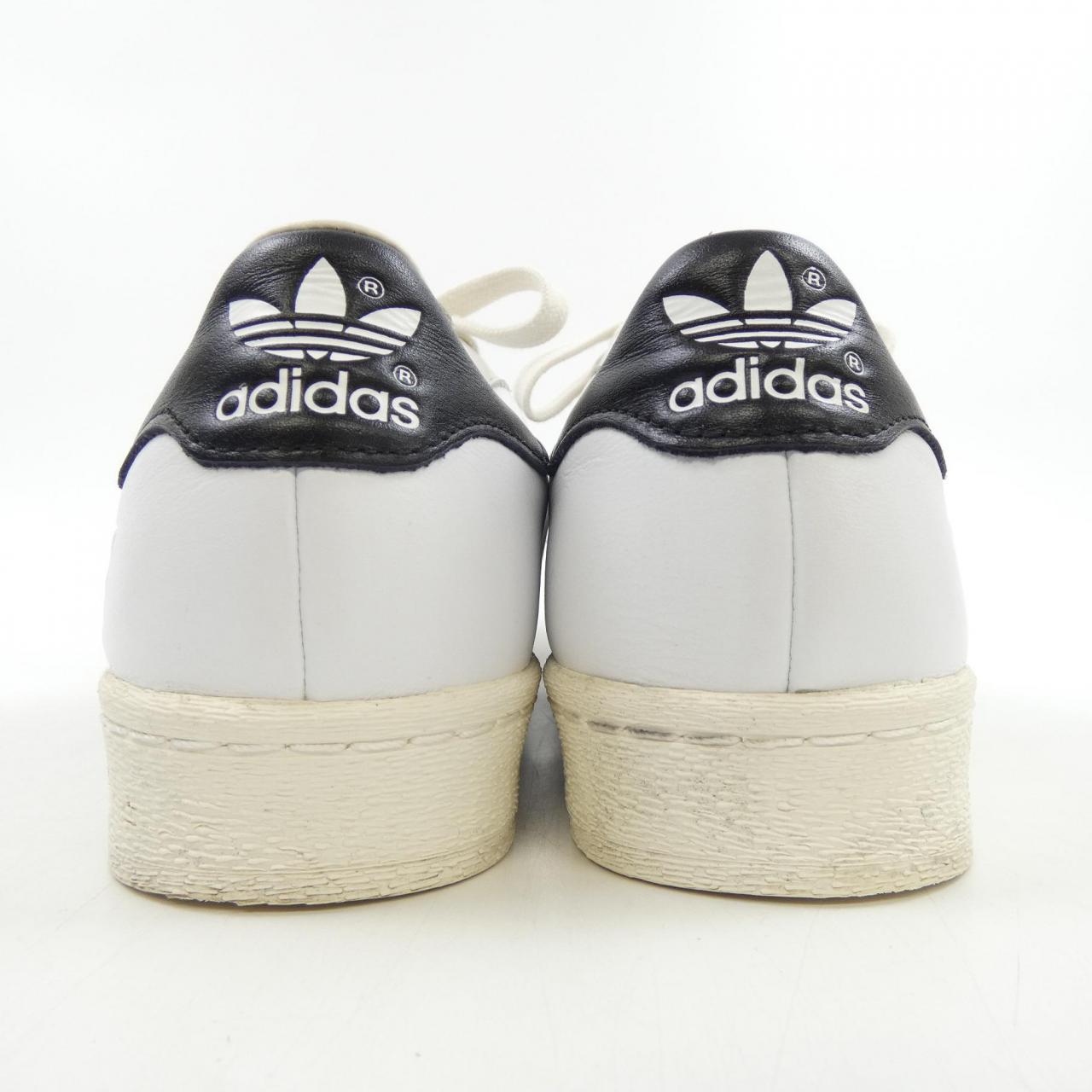 アディダス ADIDAS スニーカー