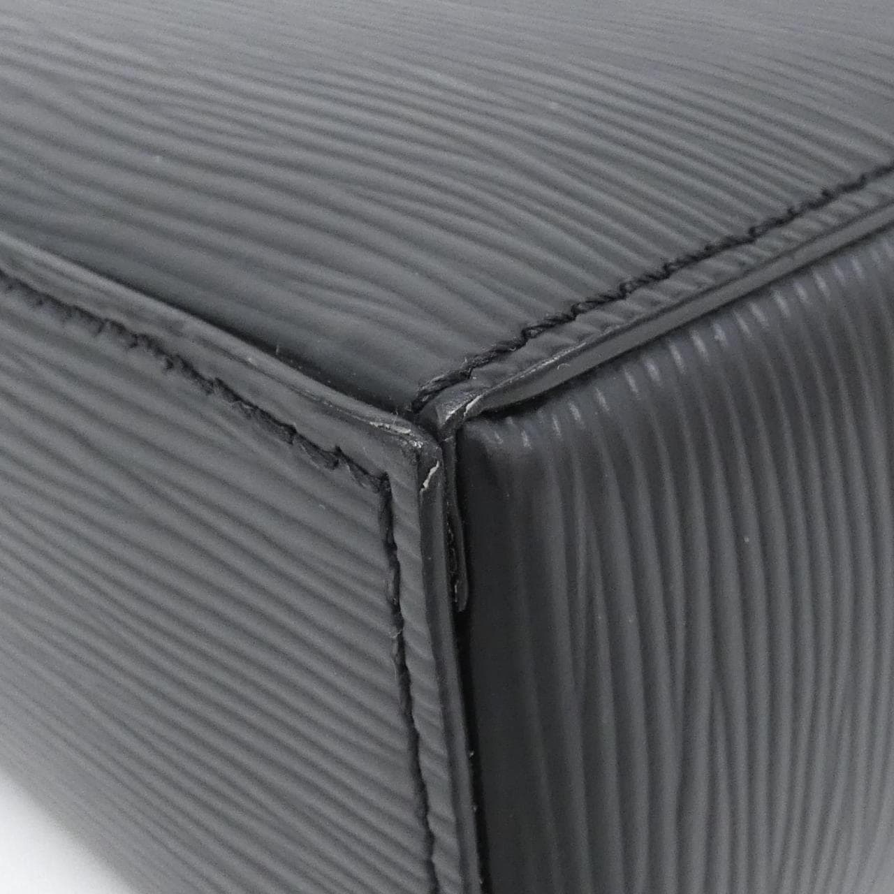 ルイヴィトン エピ サックプラ フォールド M58497 バッグ