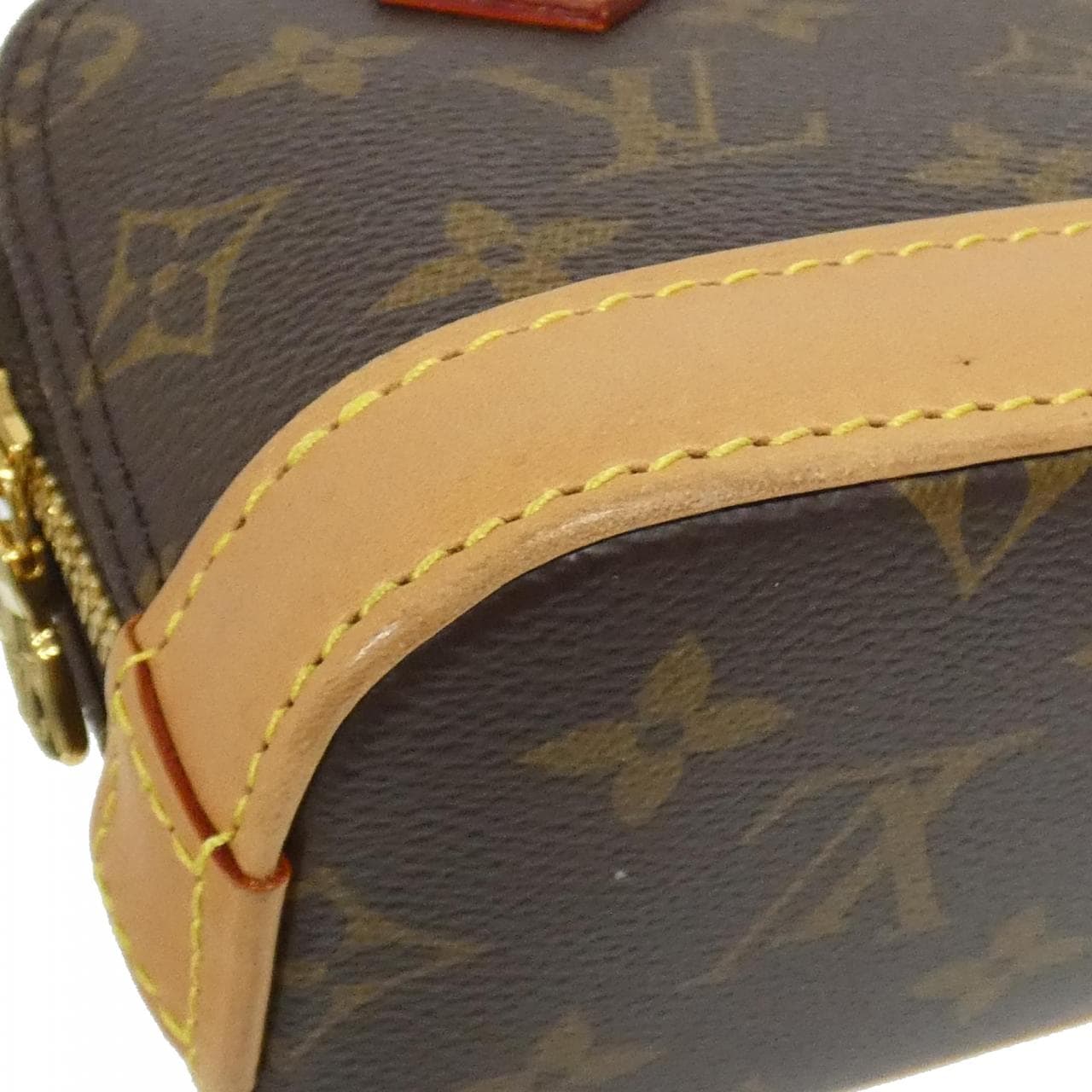 ルイヴィトン モノグラム ナノ アルマ M82717 バッグ