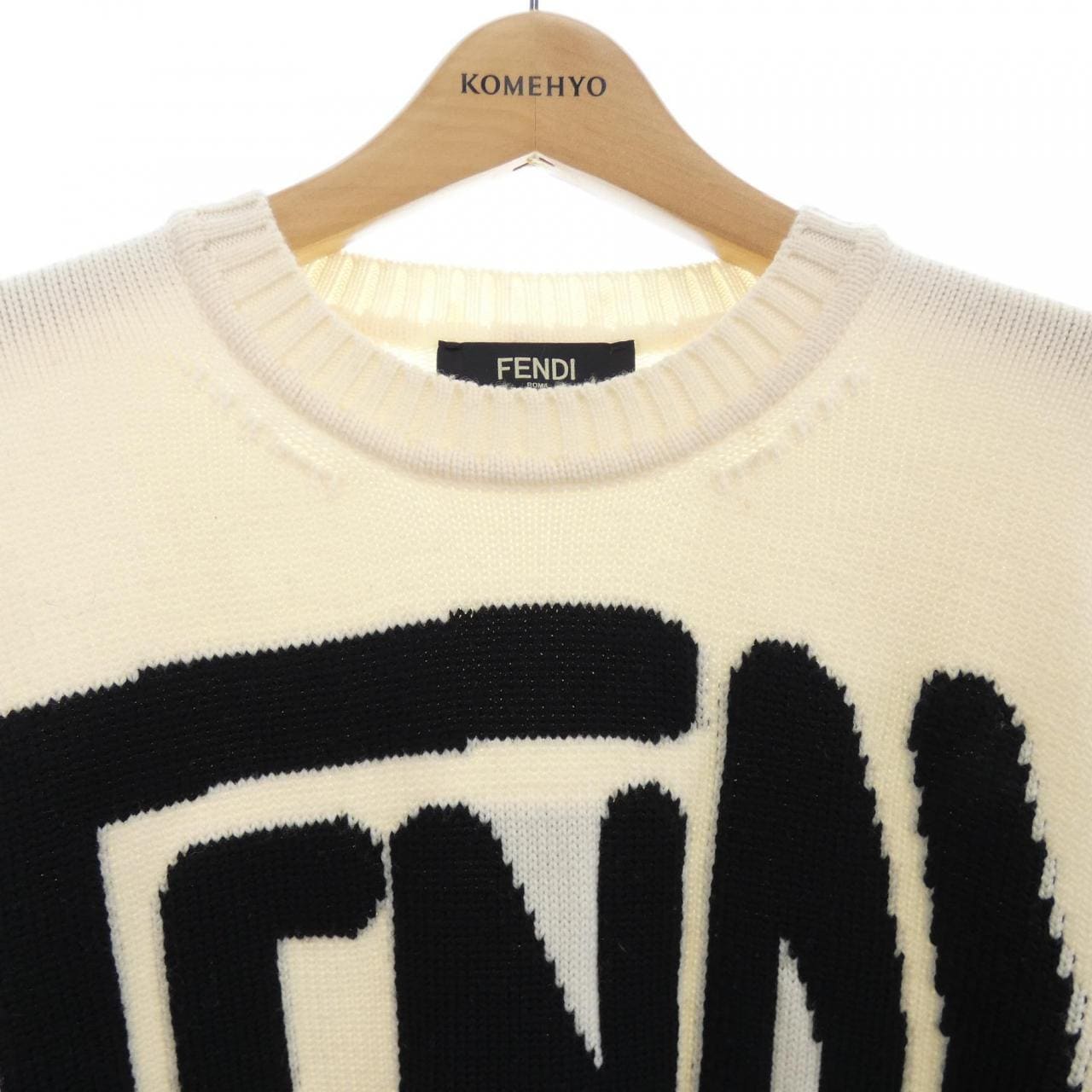 フェンディ FENDI FZY111 ADU6 ニット