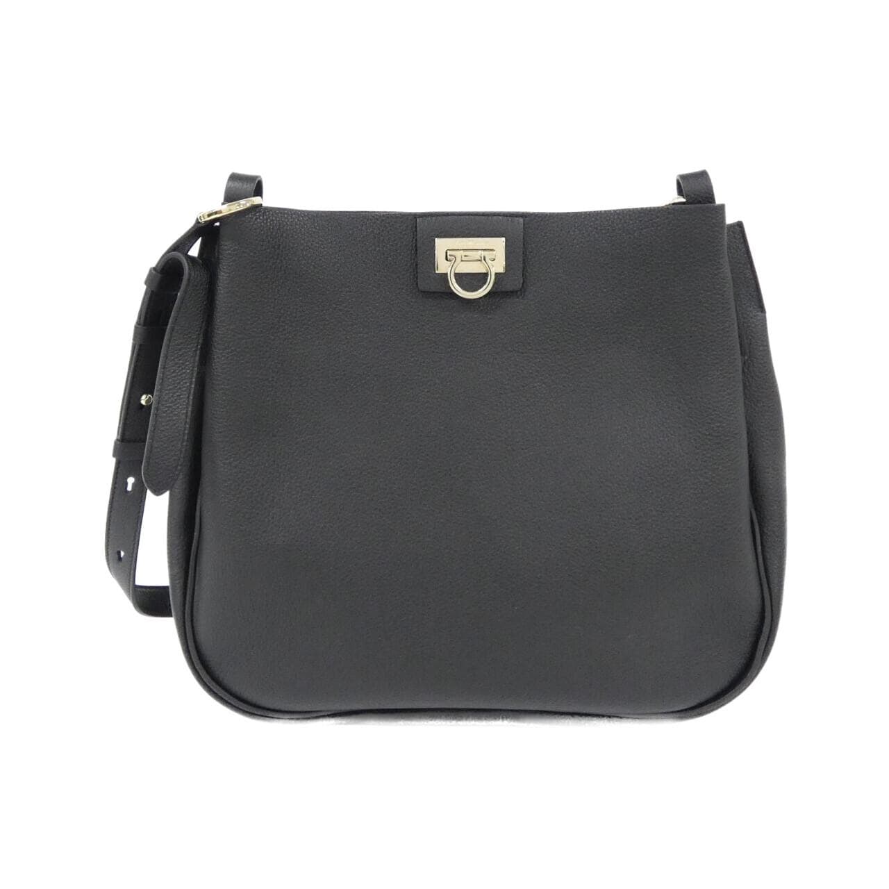 サルヴァトーレフェラガモ 21 H904 ショルダーバッグ