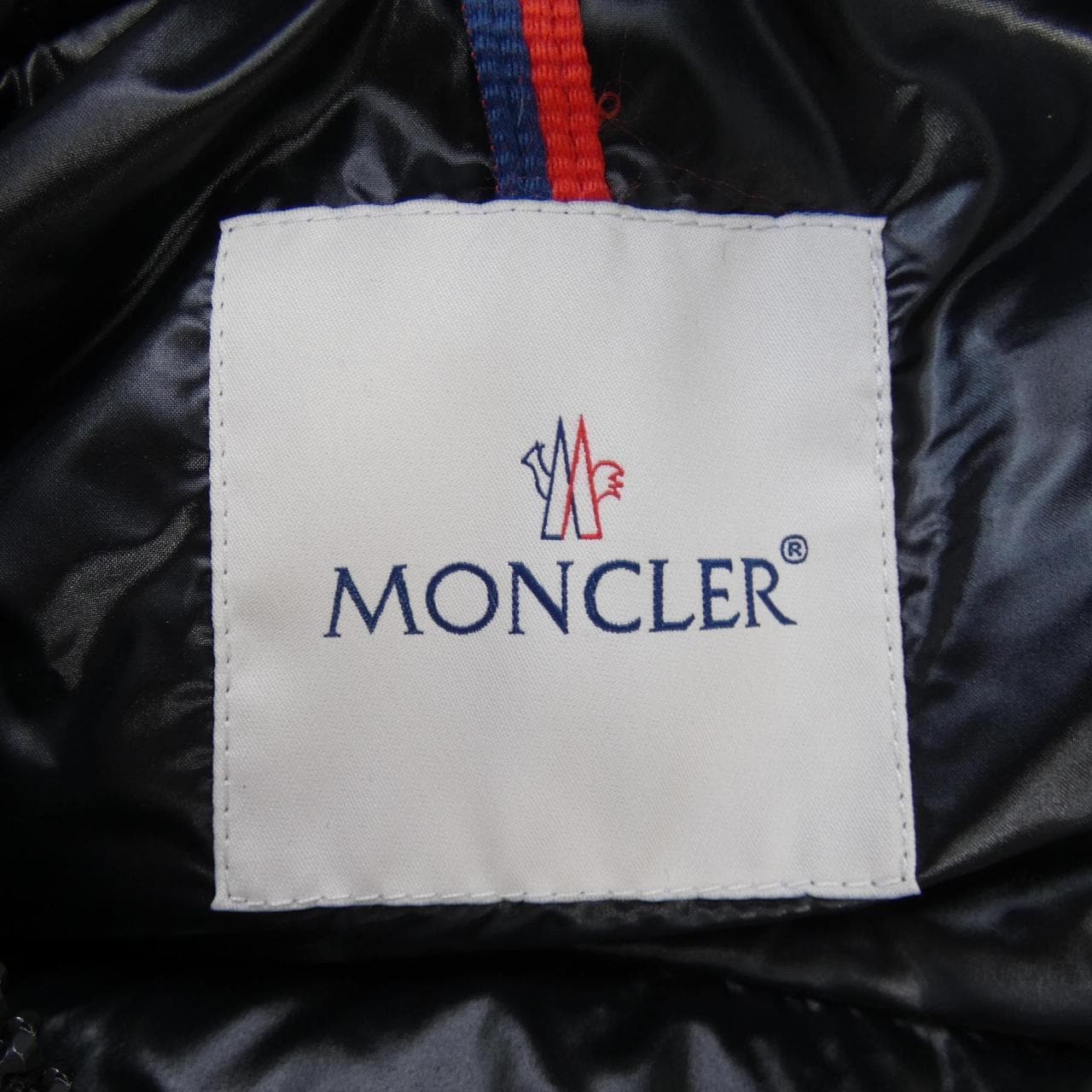 モンクレール MONCLER ダウンジャケット