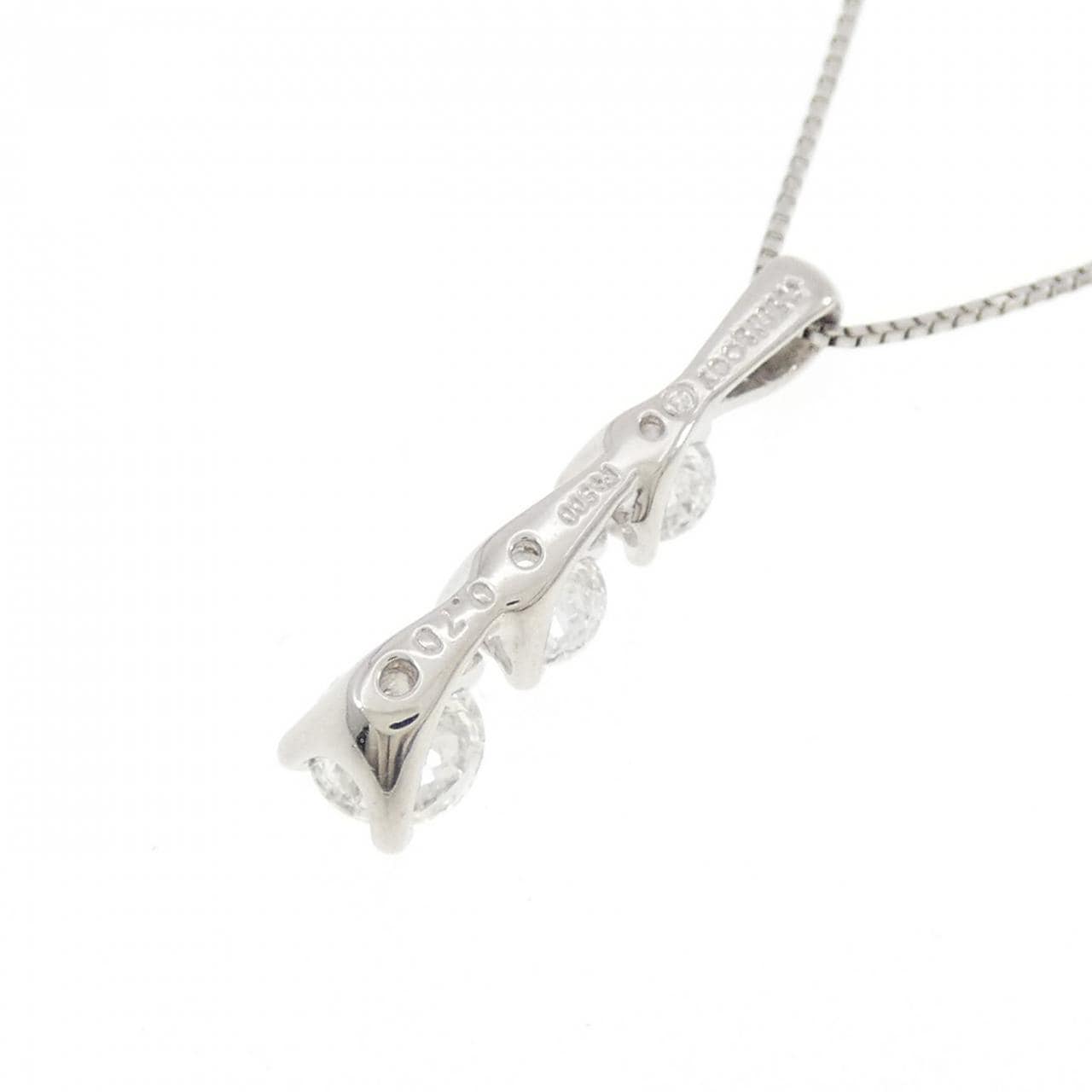 トリロジー ダイヤモンド ネックレス 0.70CT