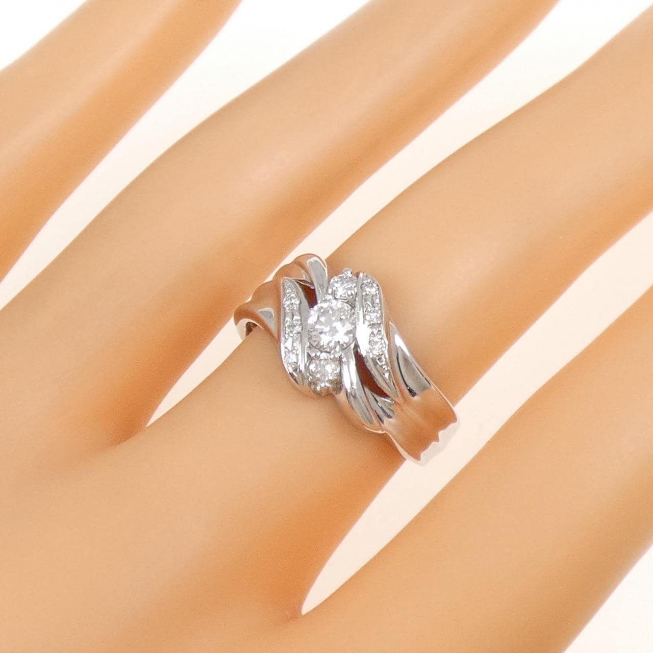 PT ダイヤモンド リング 0.277CT