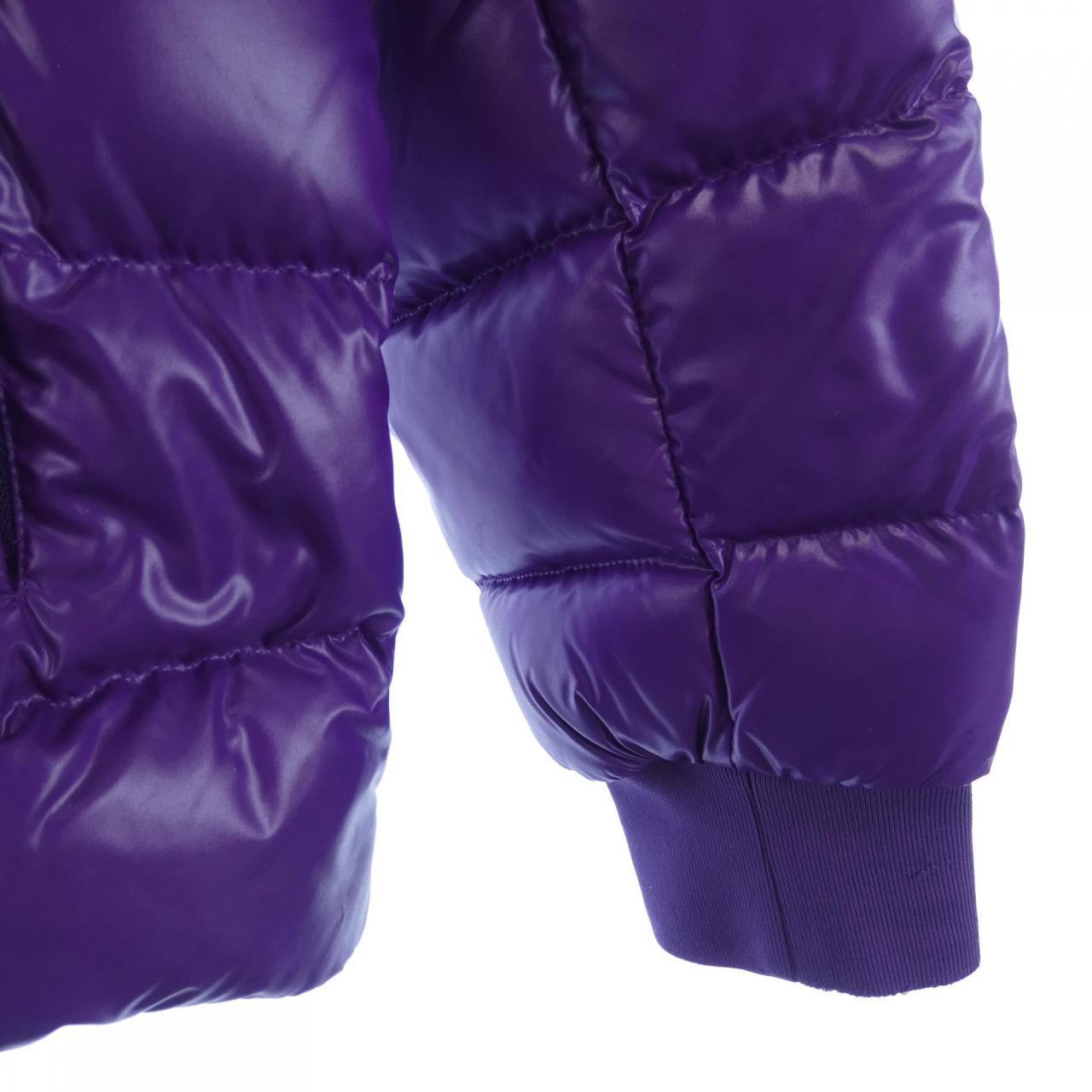 モンクレール MONCLER ダウンジャケット
