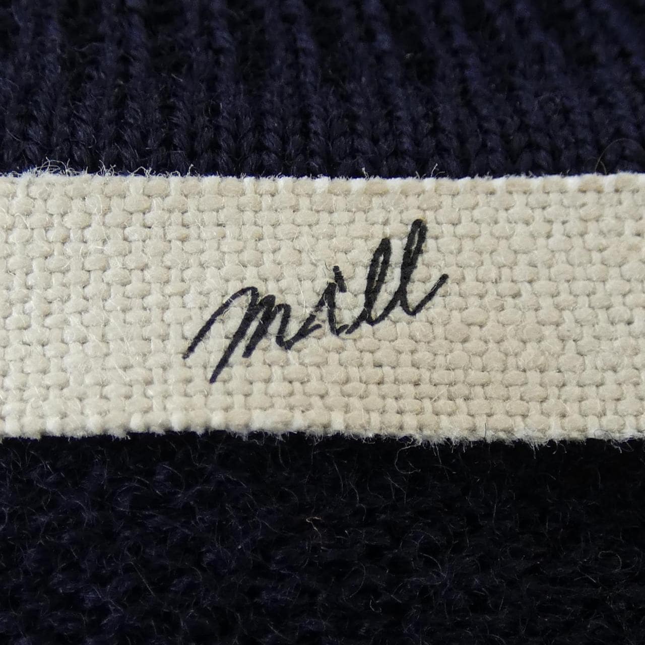 mill ニット