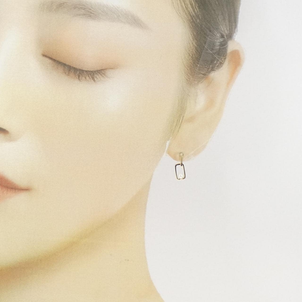 K10YG freshwater pearl earrings