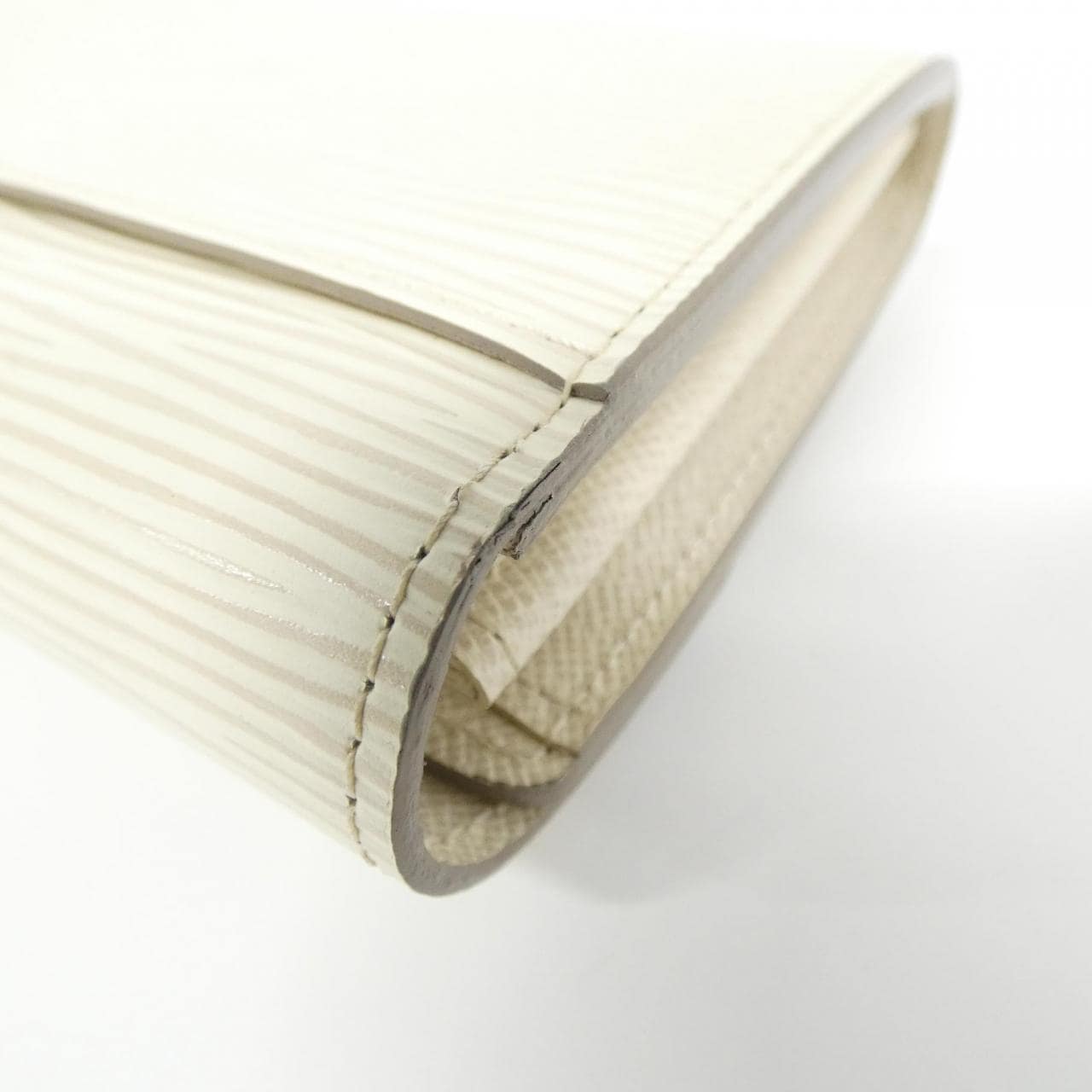 LOUIS VUITTON Epi Portefeuille Sarah M6057J 钱包