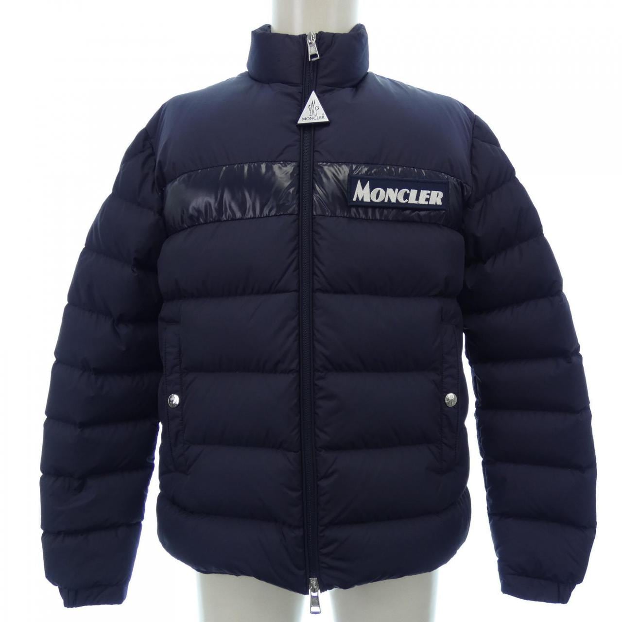 モンクレール MONCLER ダウンジャケット