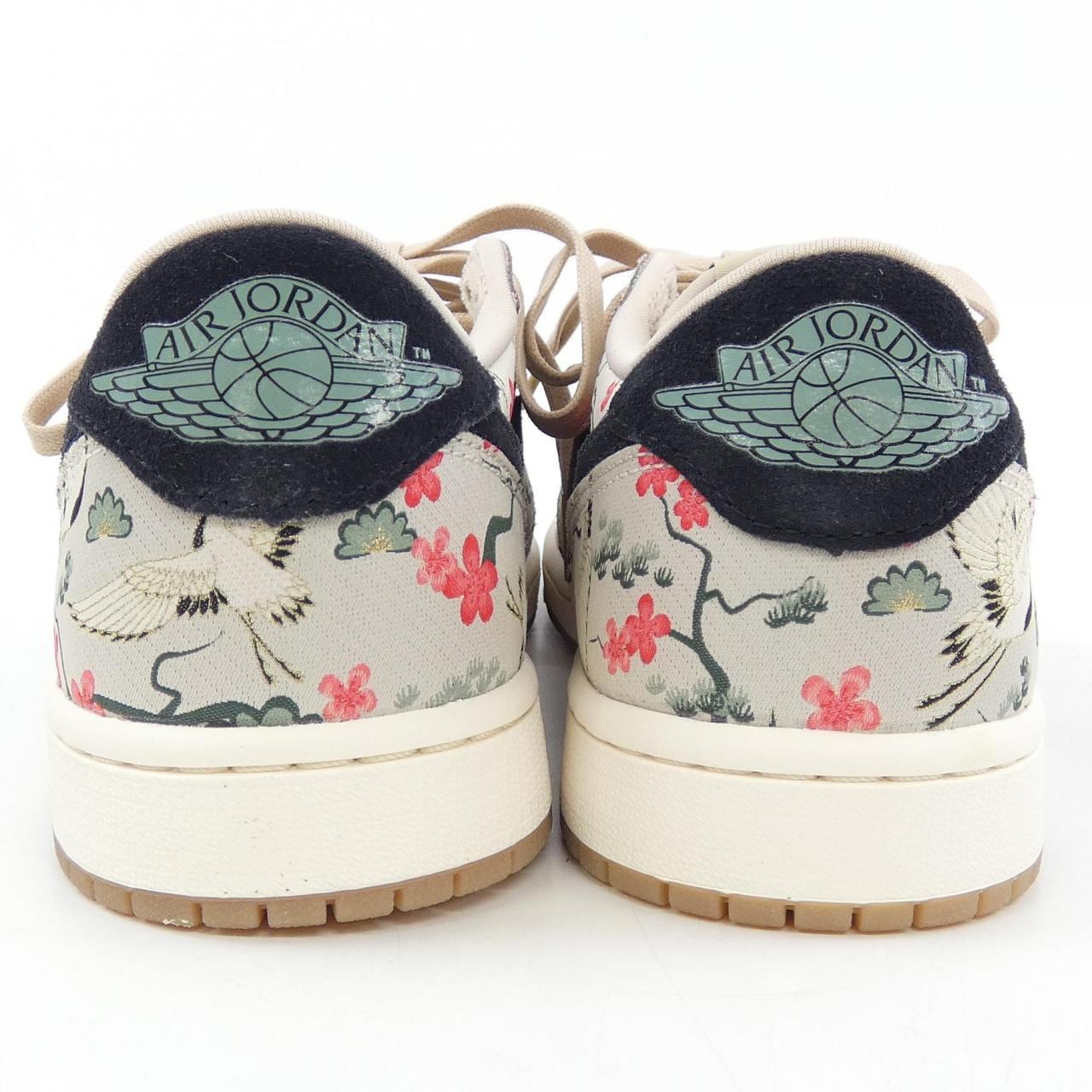 ナイキ NIKE HV8293-100 スニーカー