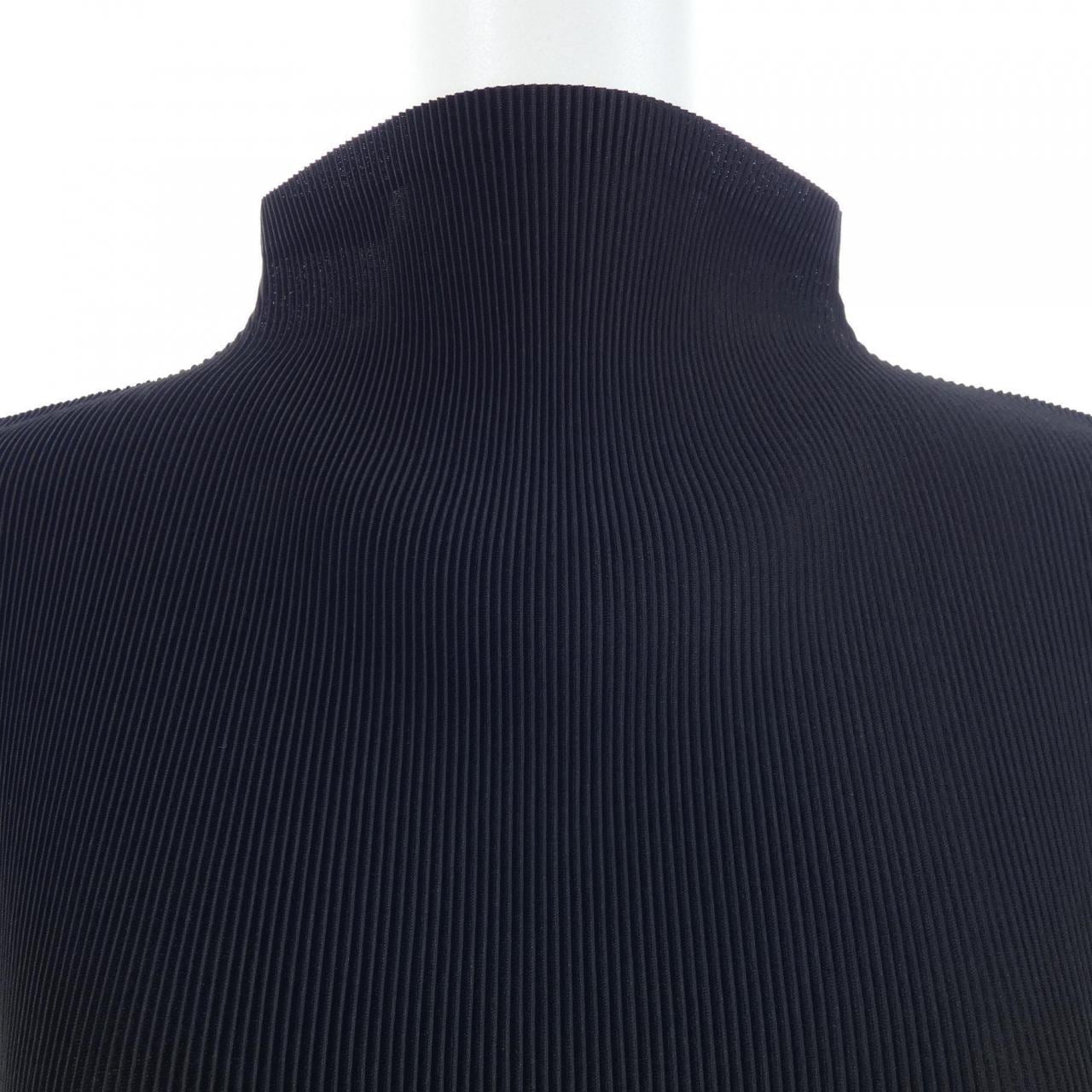 プリーツプリーズ PLEATS PLEASE トップス