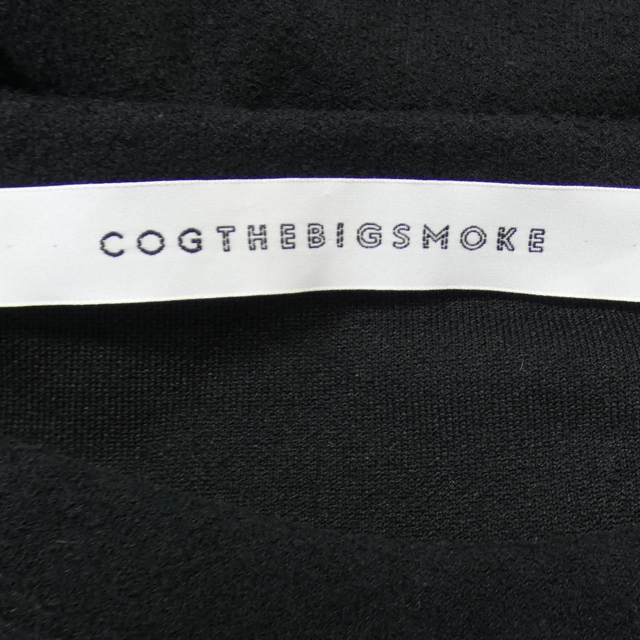 コグザビッグスモーク COGTHEBIGSMOKE トップス