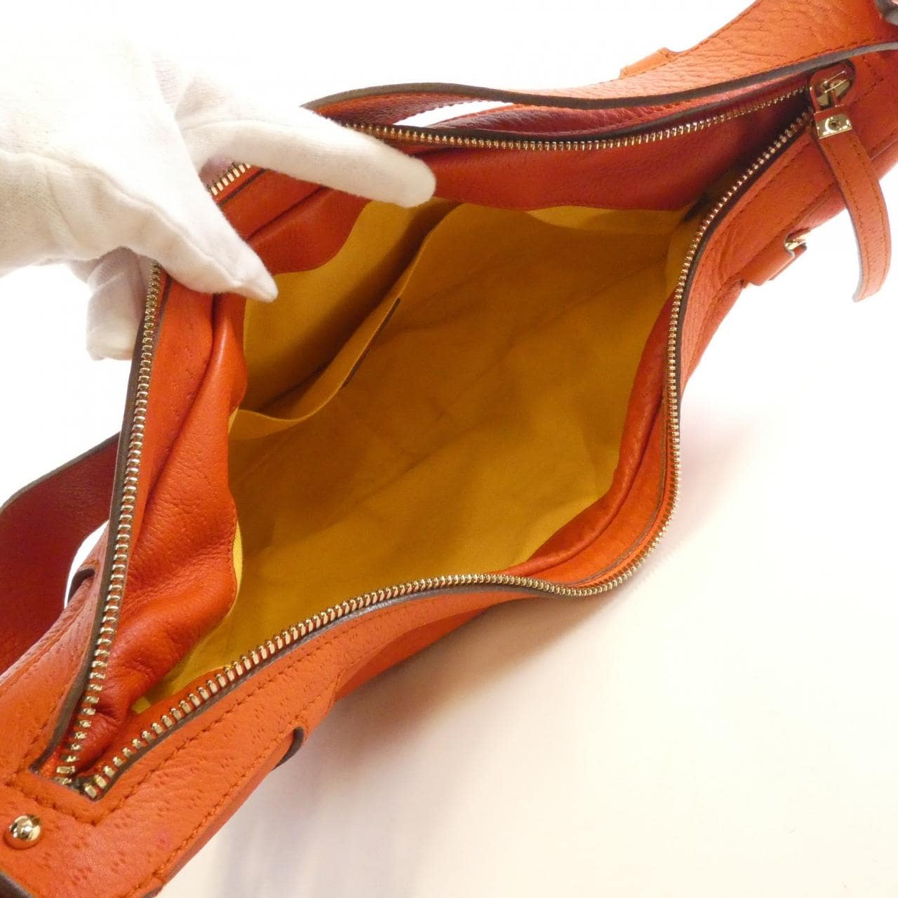 サルヴァトーレフェラガモ バッグ