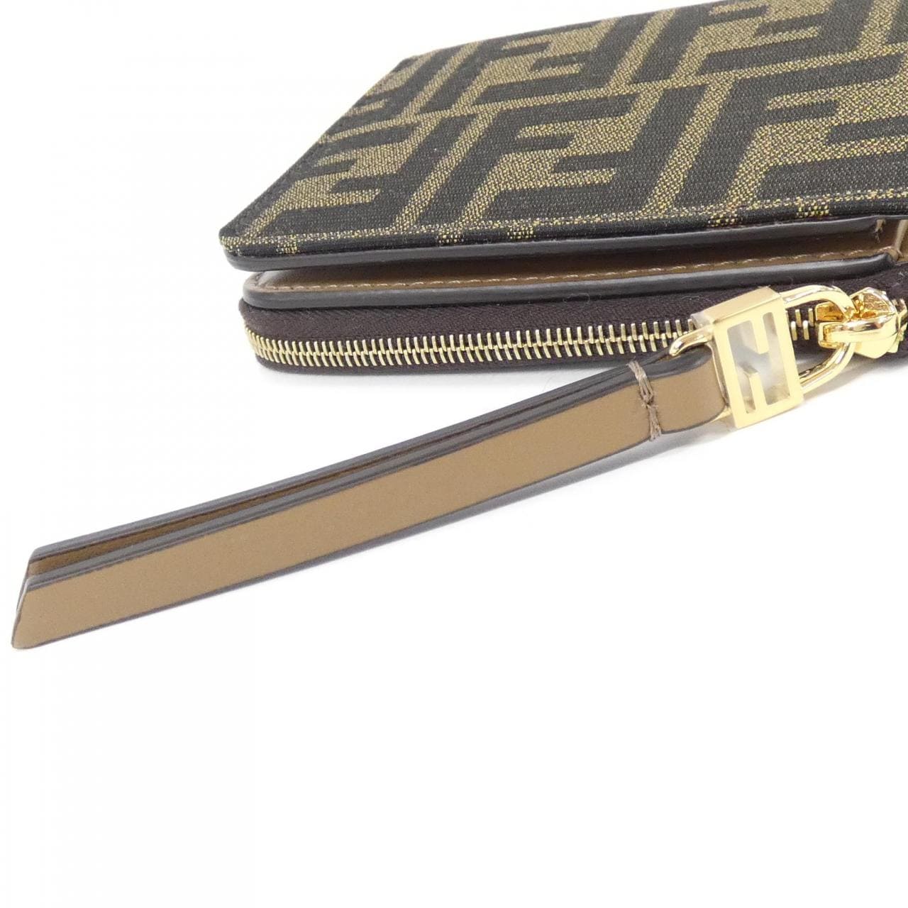 【新品】フェンディ 8M0519 A98P 財布