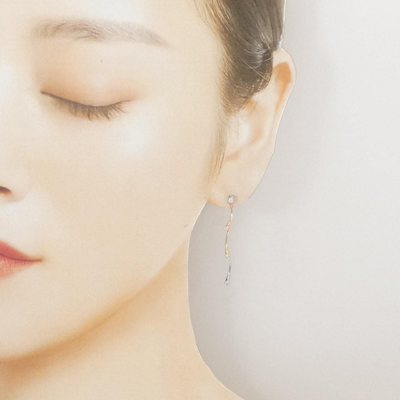 K18スリーカラー ダイヤモンド ピアス 0.10CT