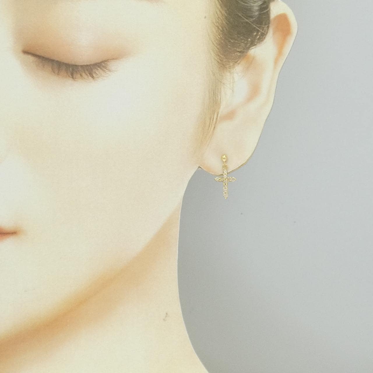 K18YG クロス ダイヤモンド ピアス 0.30CT