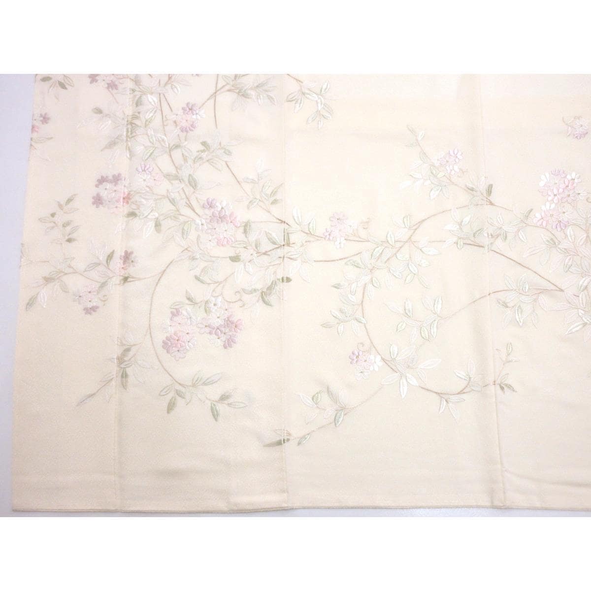 訪問着　刺繍加工