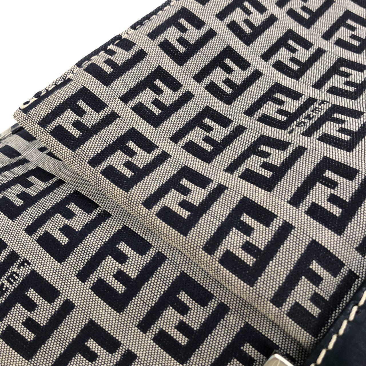 【ヴィンテージ】フェンディ マンマ バゲット 26325 ショルダーバッグ