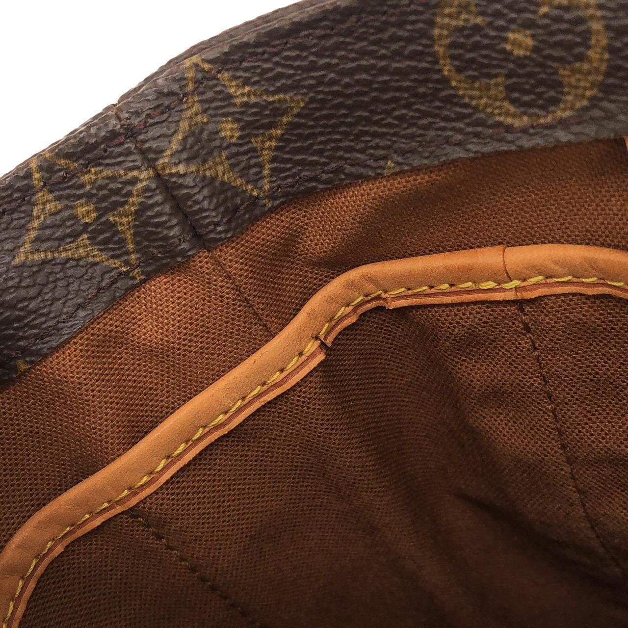 ルイヴィトン モノグラム ヴァヴァン PM M51172 バッグ