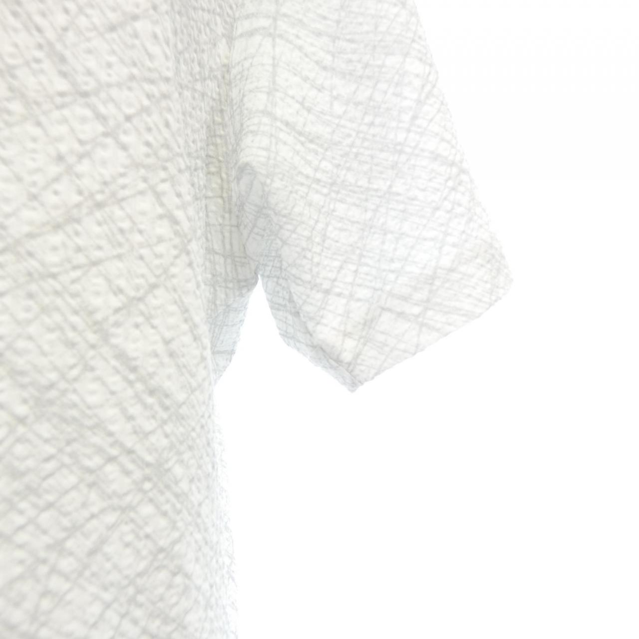 エポカウォモ EPOCA UOMO Tシャツ