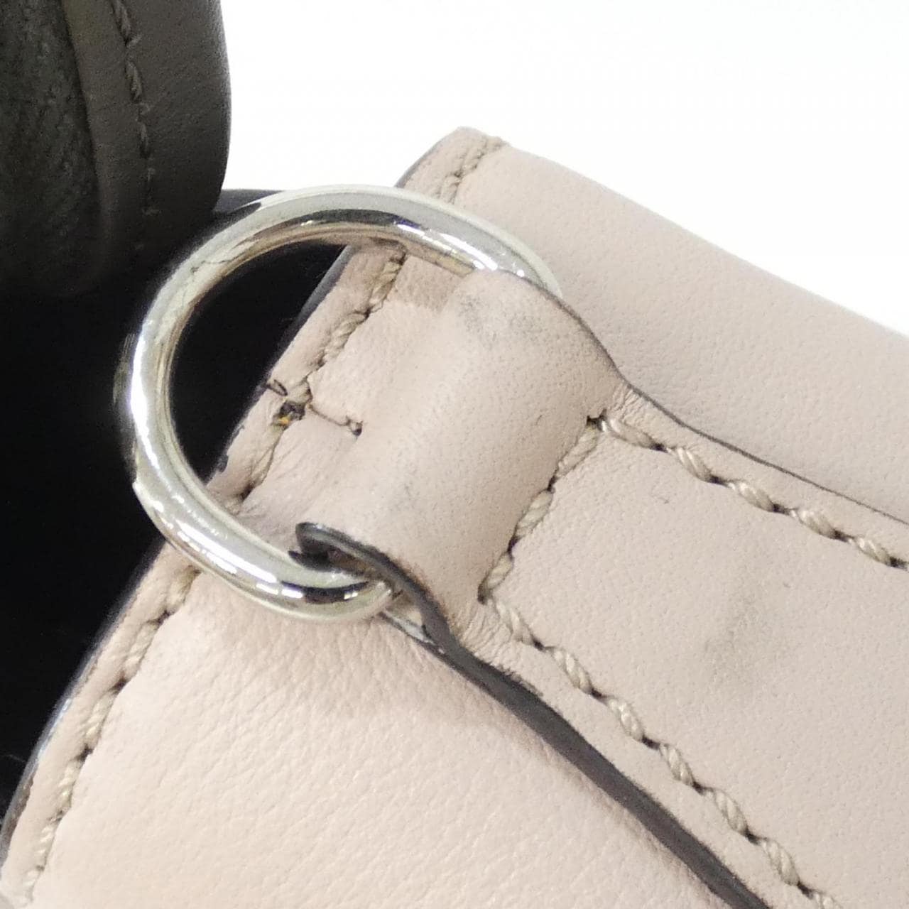 フェンディ バイ ザ ウェイ 8BL124 5QJ バッグ