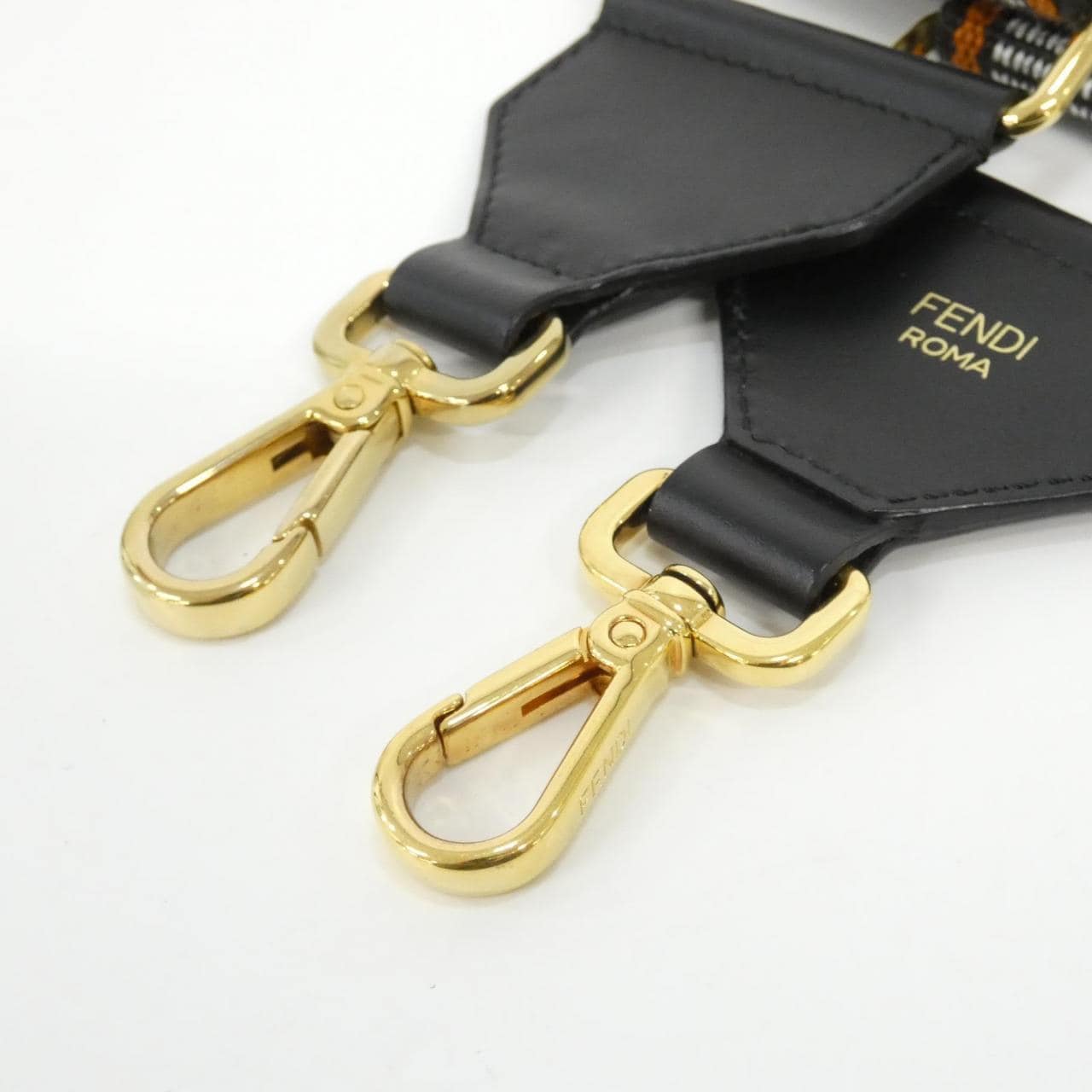 フェンディ ストラップ ユー 8AV134 ACWP ストラップ