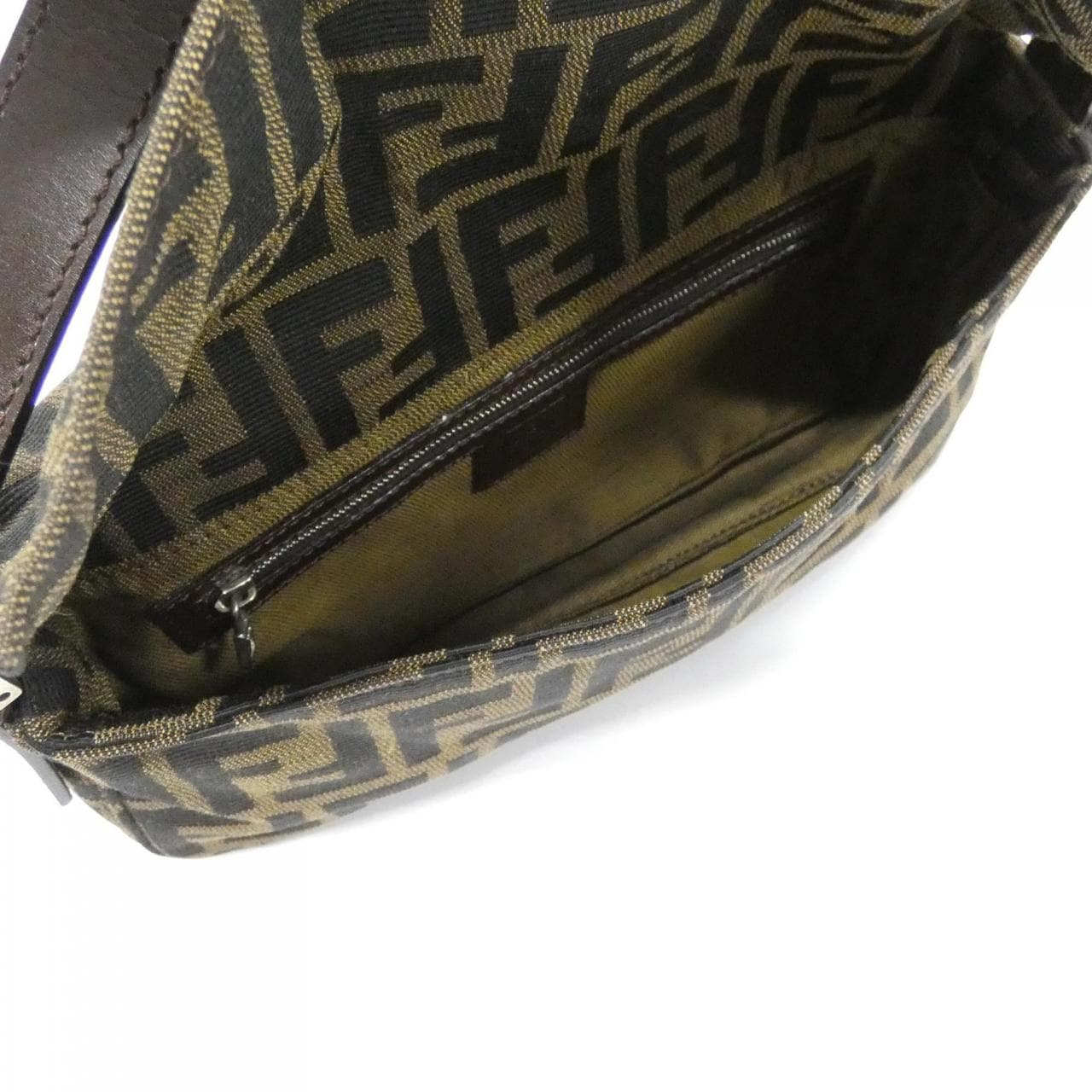 【ヴィンテージ】フェンディ バゲット 26424 ショルダーバッグ