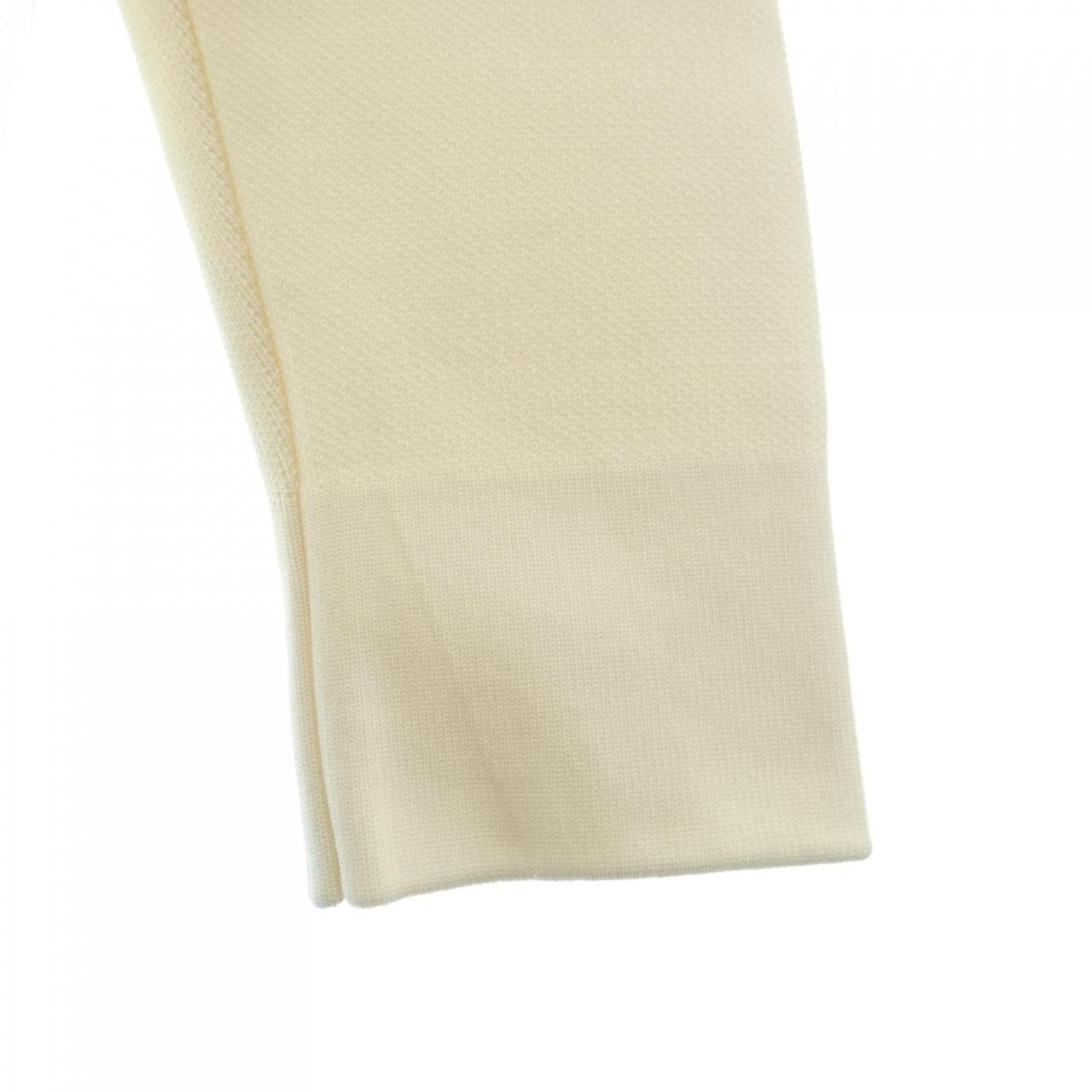 ゾーイ ZOY 071622100 パーカー