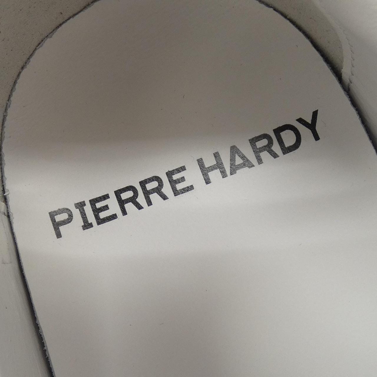 ピエールアルディ PIERRE HARDY 1502 スニーカー