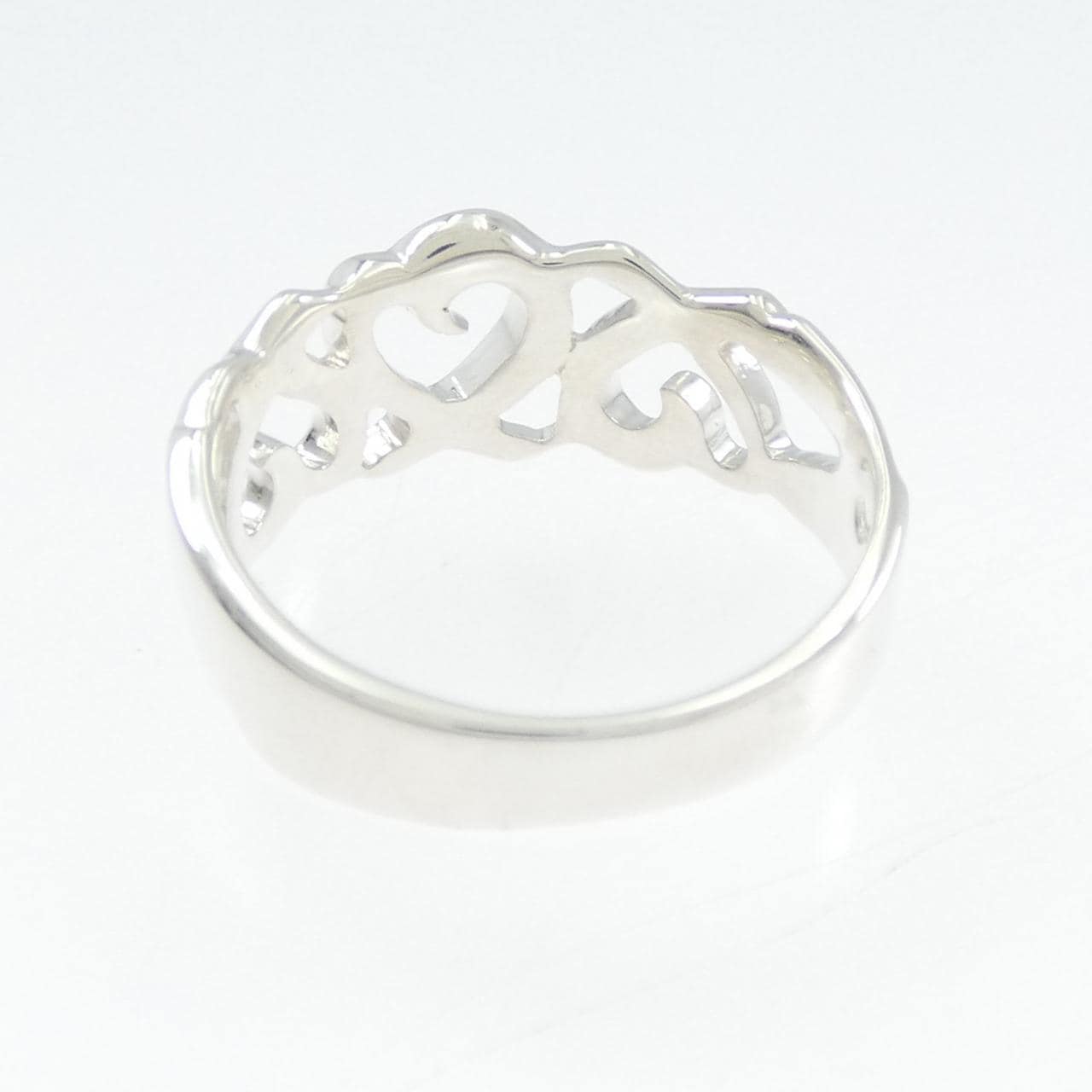 ティファニー トリプルラビングハート リング