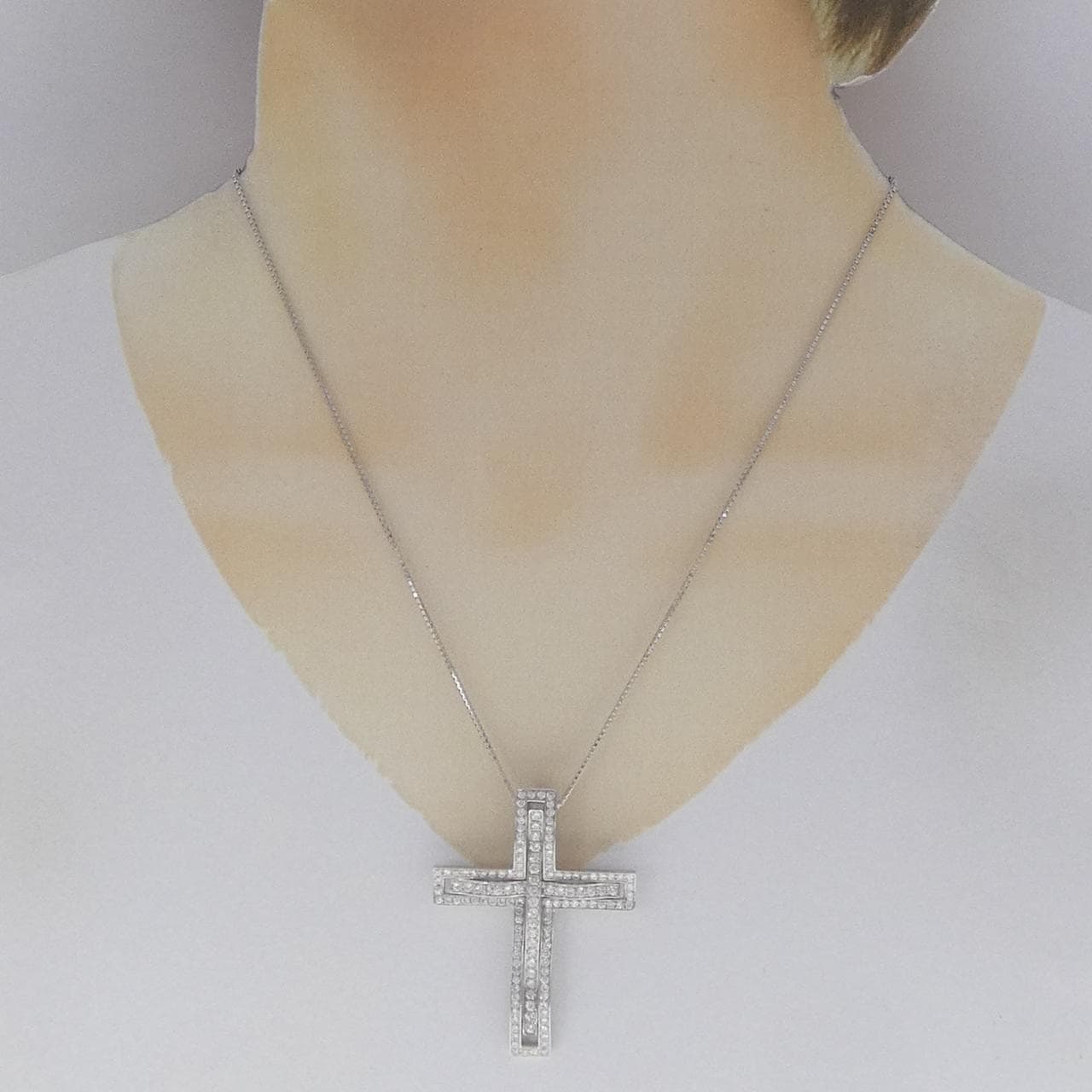 K18WG クロス ダイヤモンド ネックレス 2.125CT