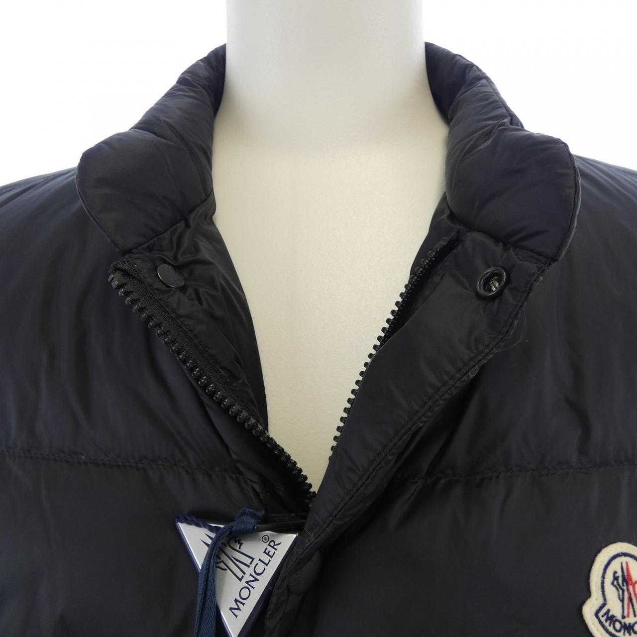 【新品】モンクレール MONCLER TUQUEROUYE ダウンベスト