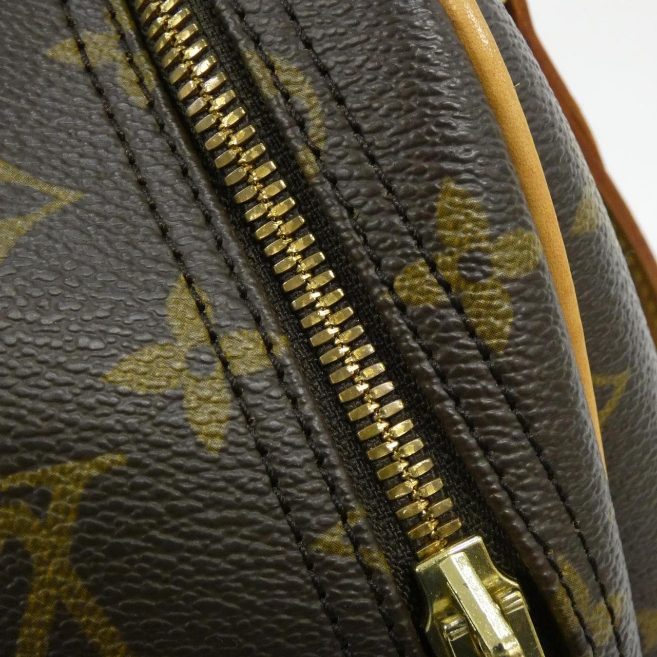 ルイヴィトン モノグラム エクスカーション M41450 バッグ