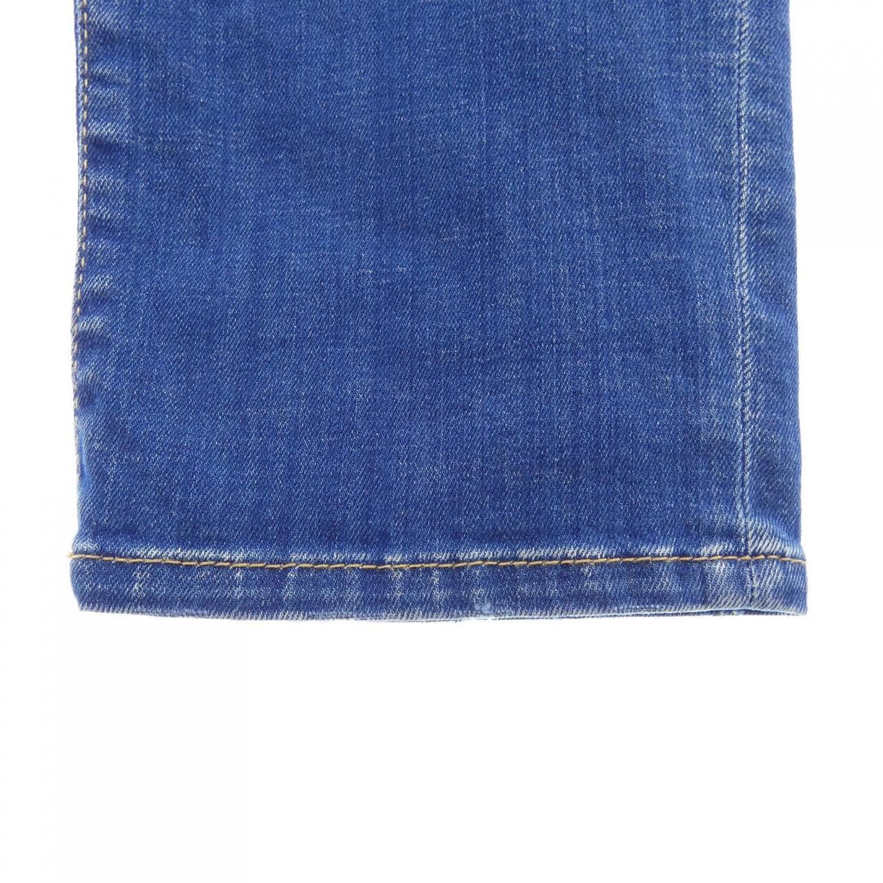 ディースクエアード DSQUARED2 S74LB1470 ジーンズ