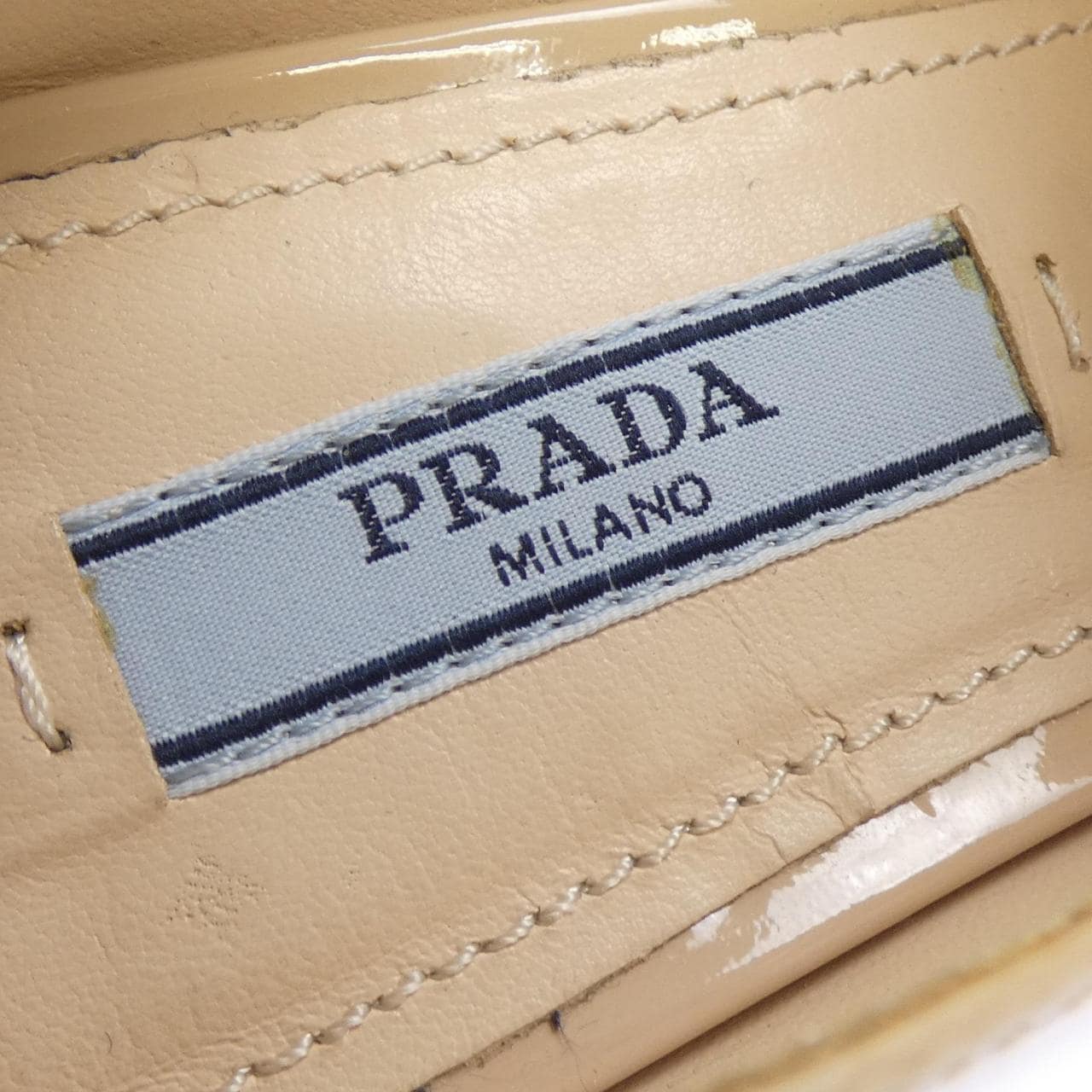 プラダ PRADA トライアングルロゴ ID018M パンプス