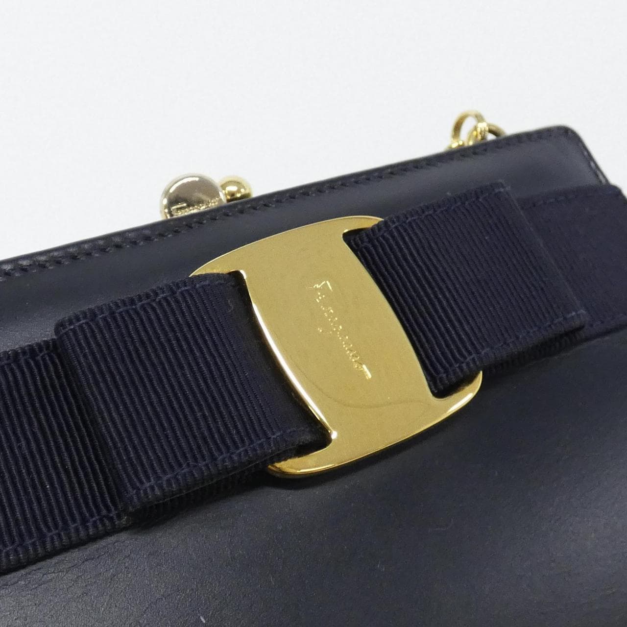 [vintage] SALVATORE FERRAGAMO 22 3054 Shoulder Bag