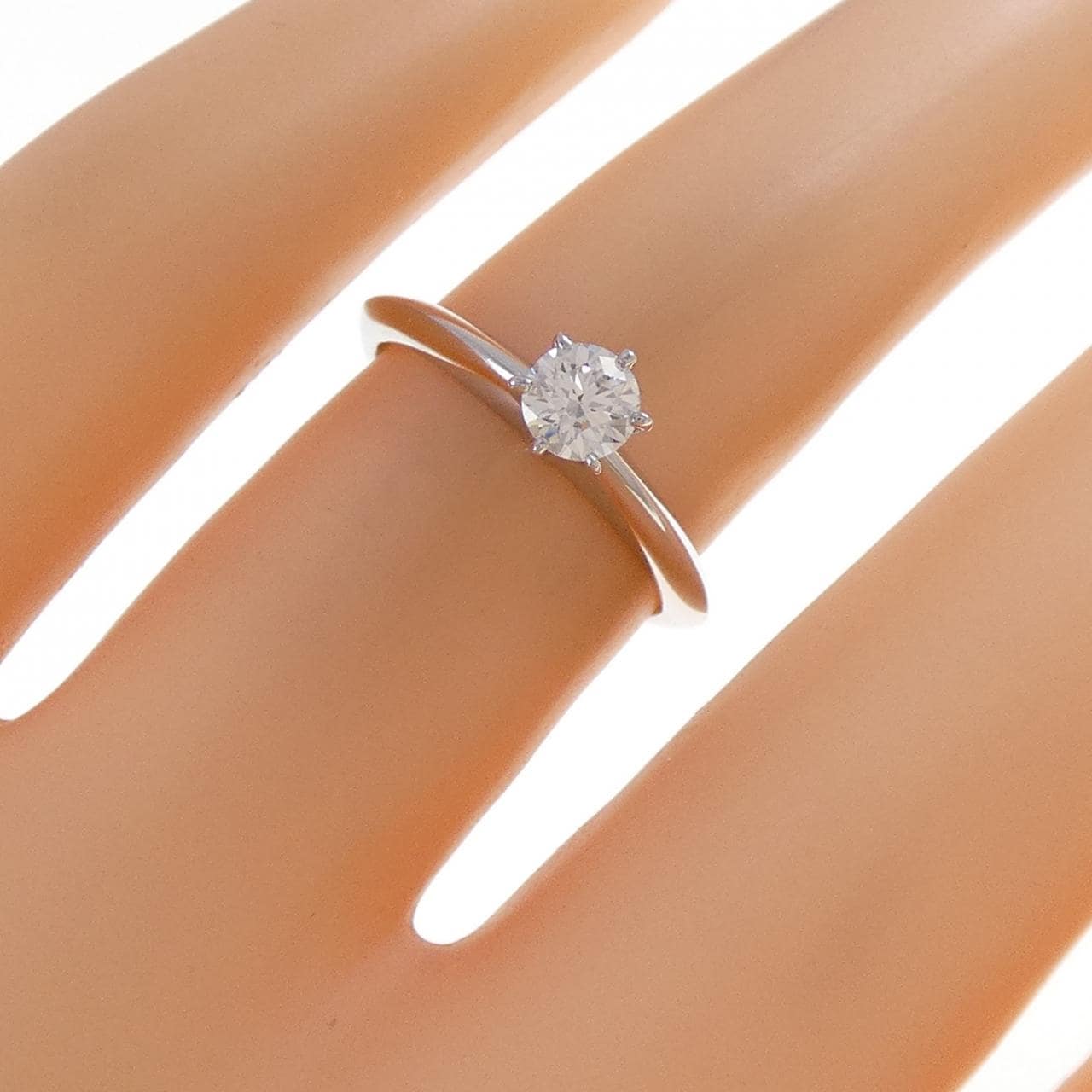 ティファニー クラシックソリティア リング 0.27CT I VS1 3EXT