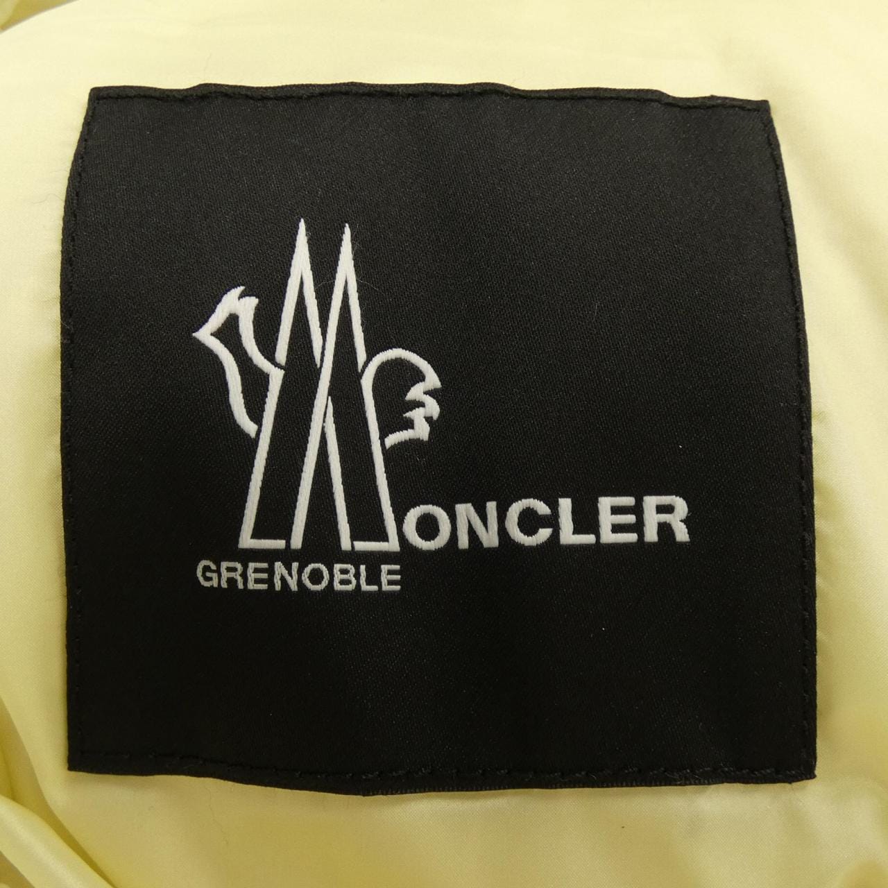 MONCLER GRENOBLE MONCLER GRENOBLE Down Jacket
