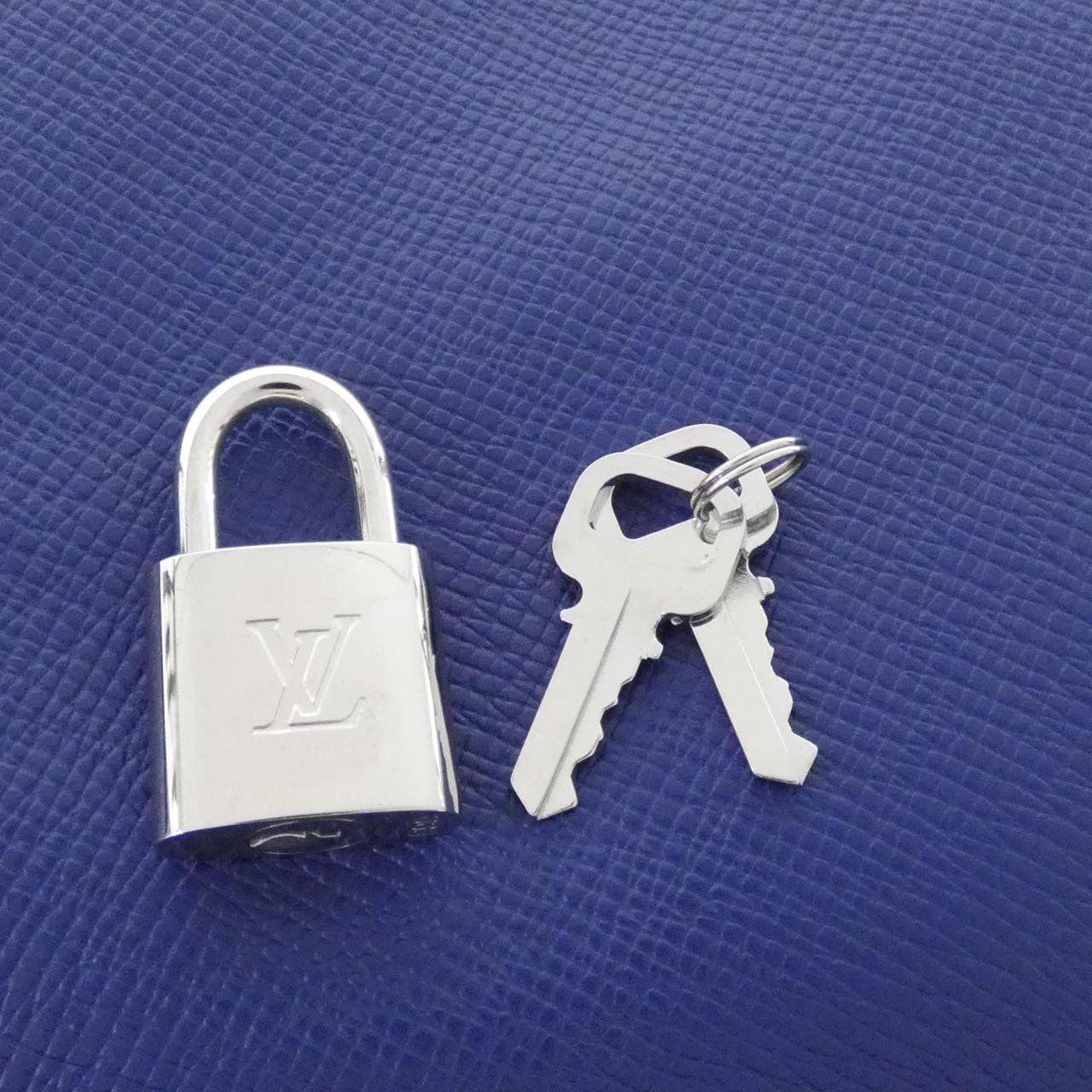 ルイヴィトン タイガ ラマ キーポル バンドリエール 50cm M53766 ボストンバッグ