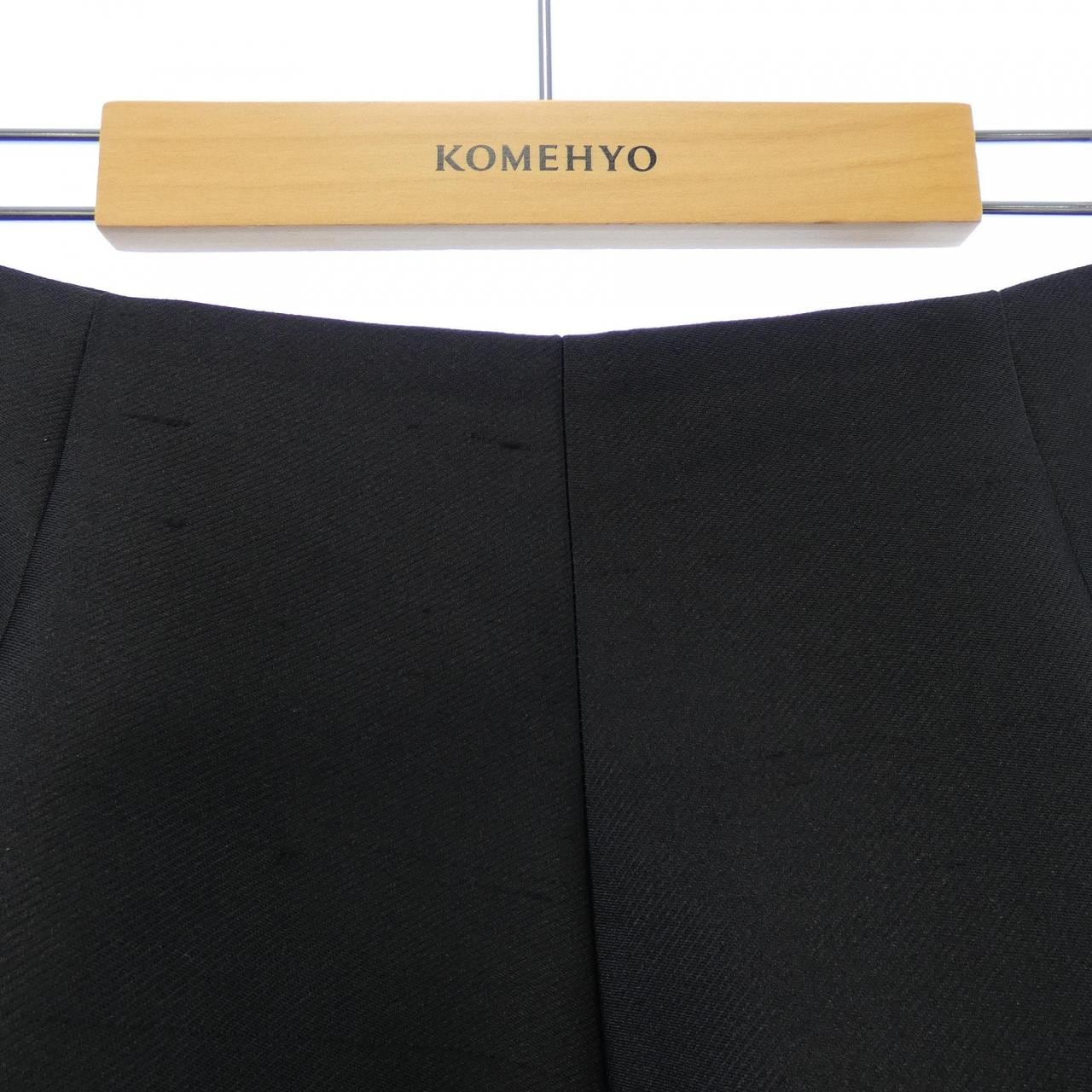ルイヴィトン LOUIS VUITTON FESK20GKQ スカート