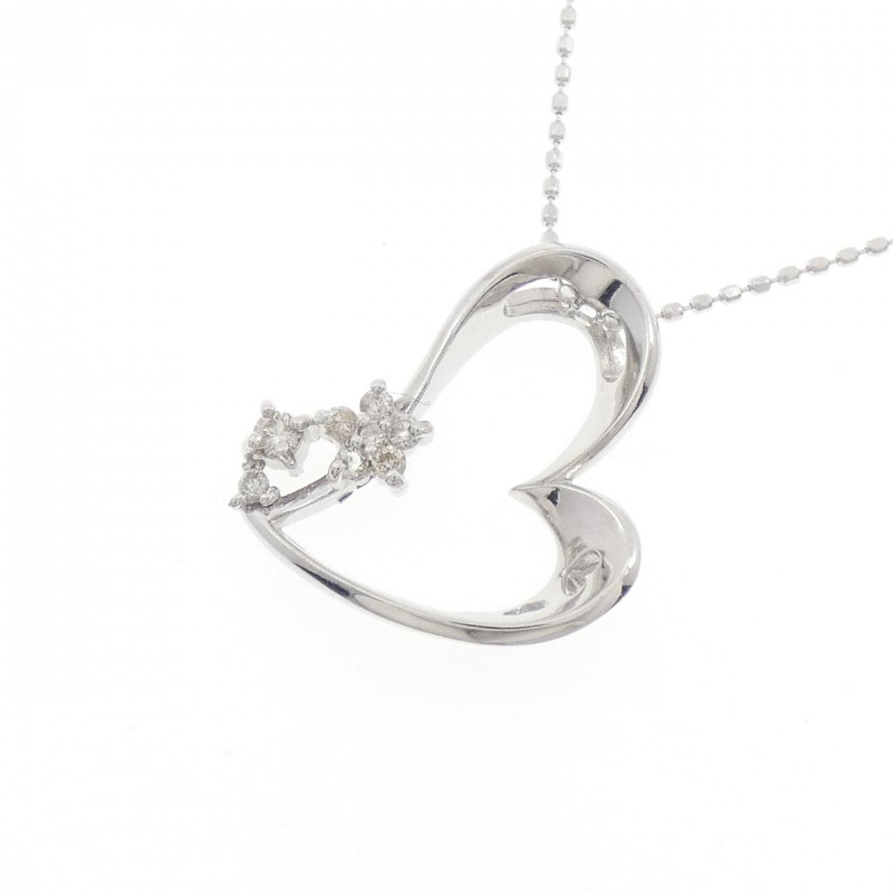 K18WG ハート×フラワー ダイヤモンド ネックレス 0.10CT