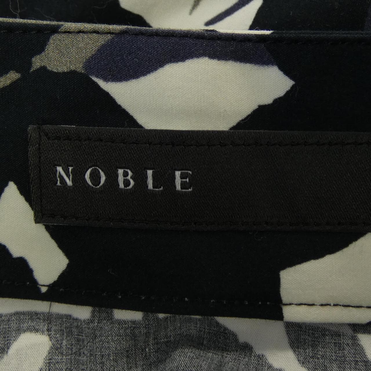 ノーブル Noble スカート