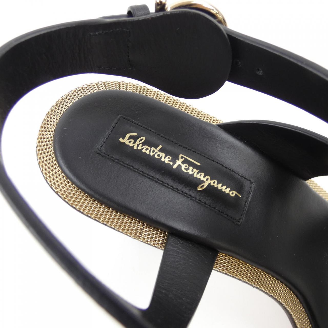 サルヴァトーレフェラガモ SALVATORE FERRAGAMO サンダル