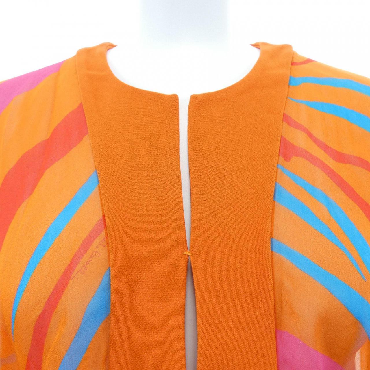 ロベルトカヴァリ ROBERTO CAVALLI トップス